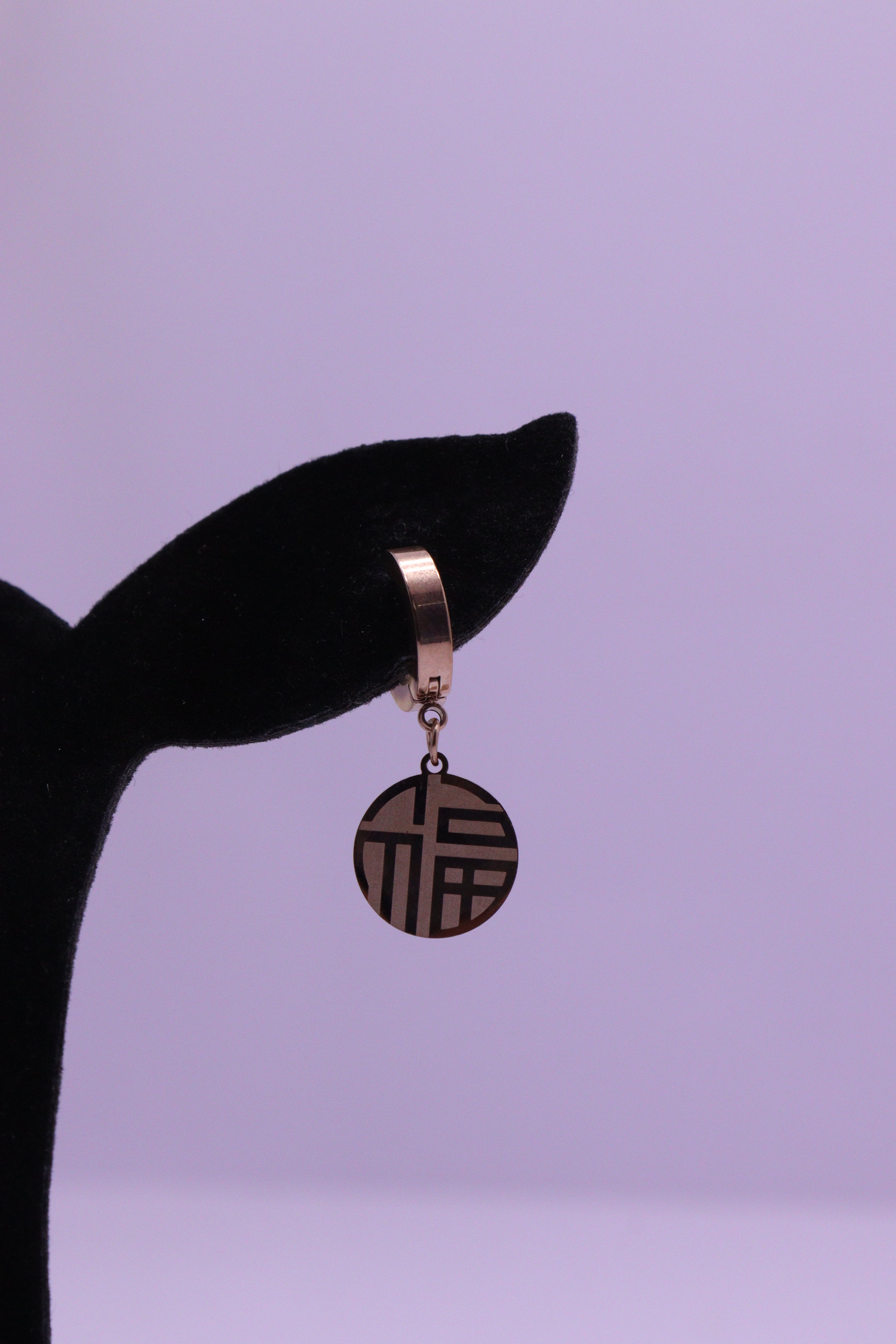 Bold Glow Series 0146 - AZ Golden Ear ring