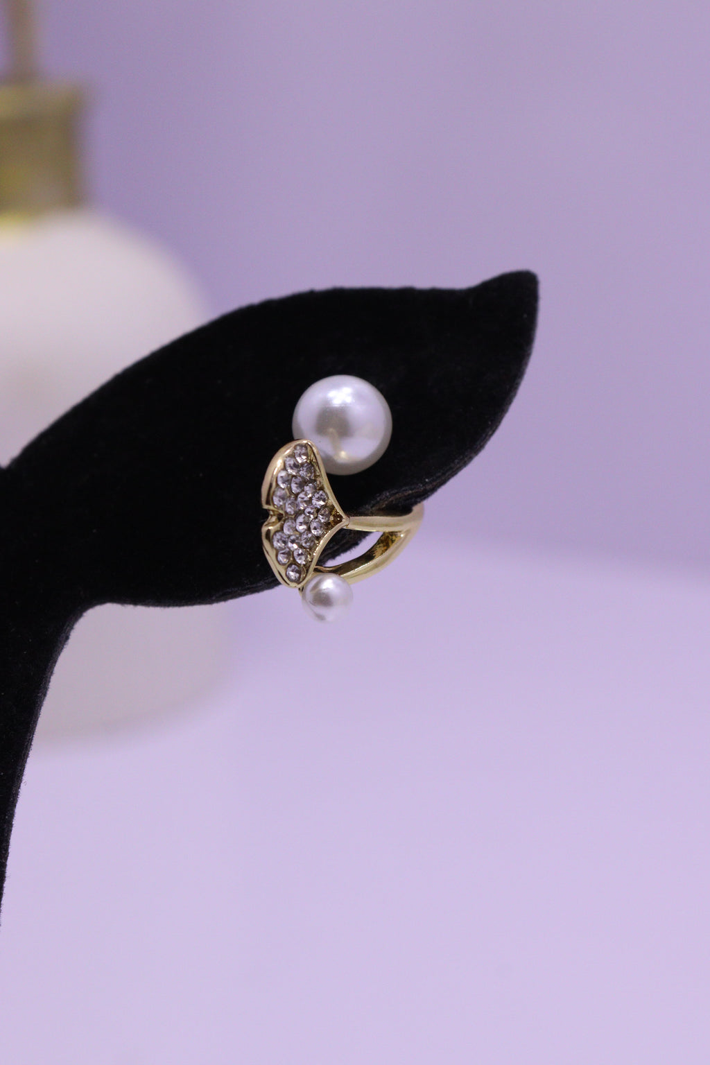 Bold Glow Series 0147 - AZ Golden Ear ring