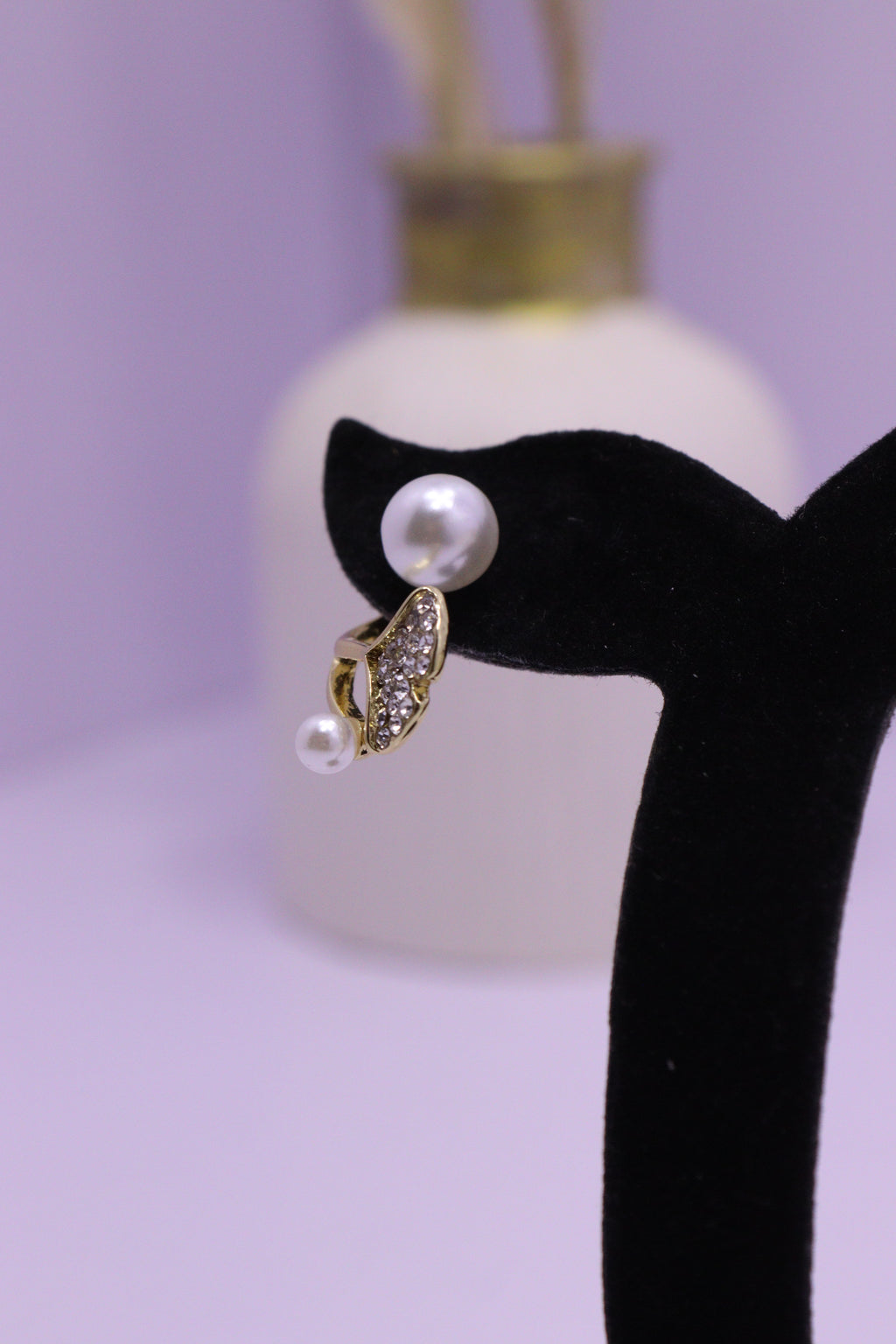 Bold Glow Series 0147 - AZ Golden Ear ring