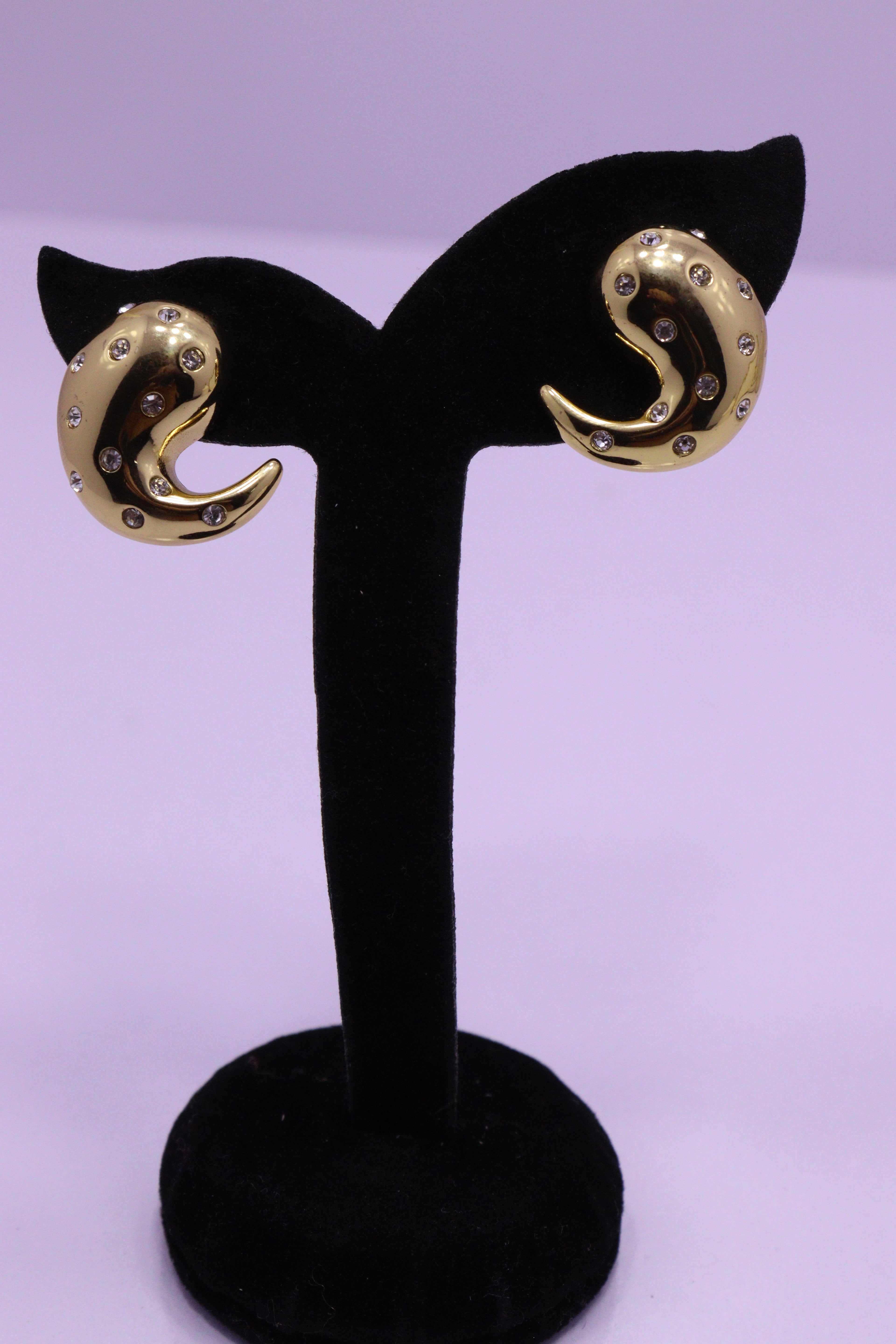 Bold Glow Series 0152 - AZ Golden Ear ring