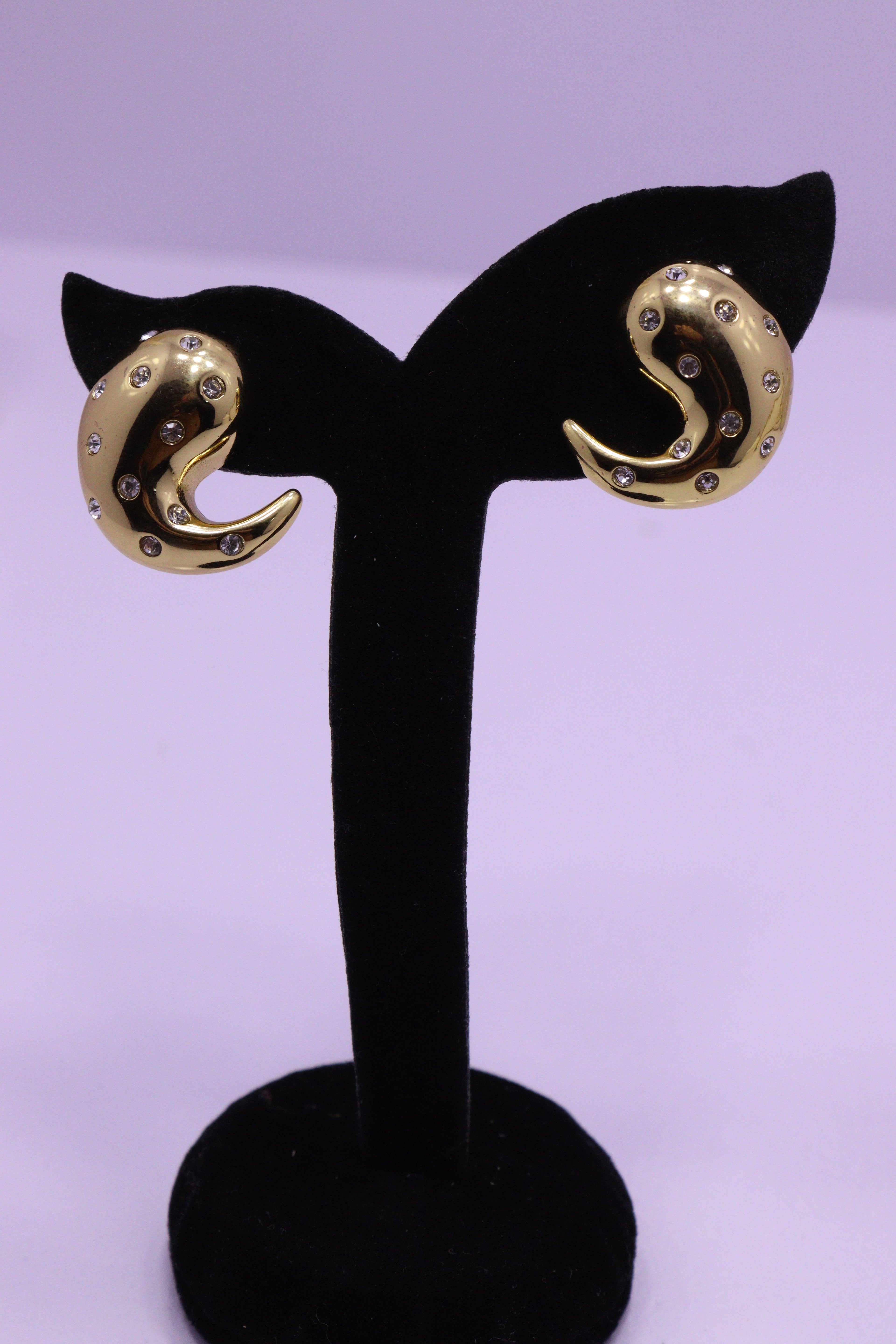 Bold Glow Series 0152 - AZ Golden Ear ring