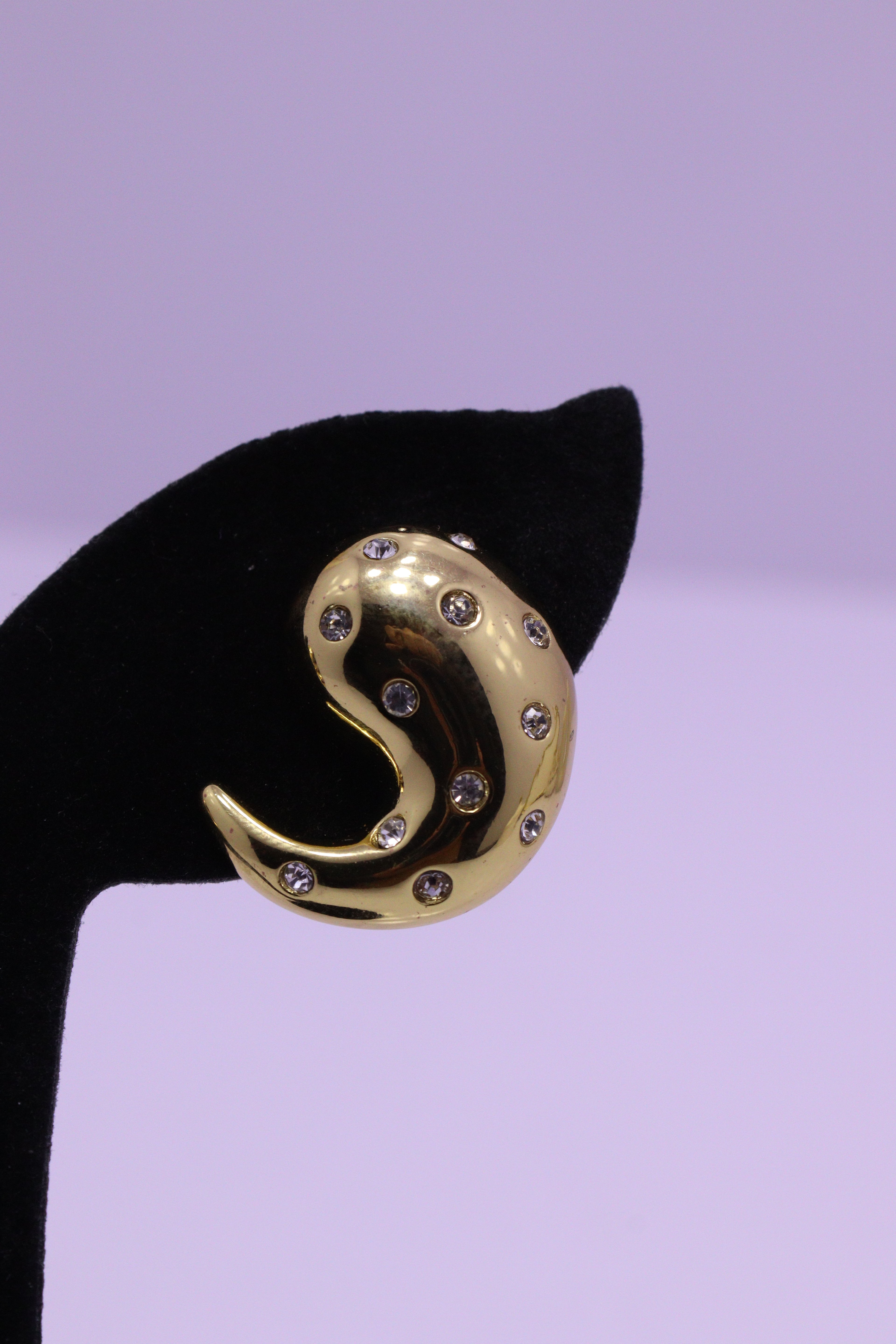 Bold Glow Series 0152 - AZ Golden Ear ring