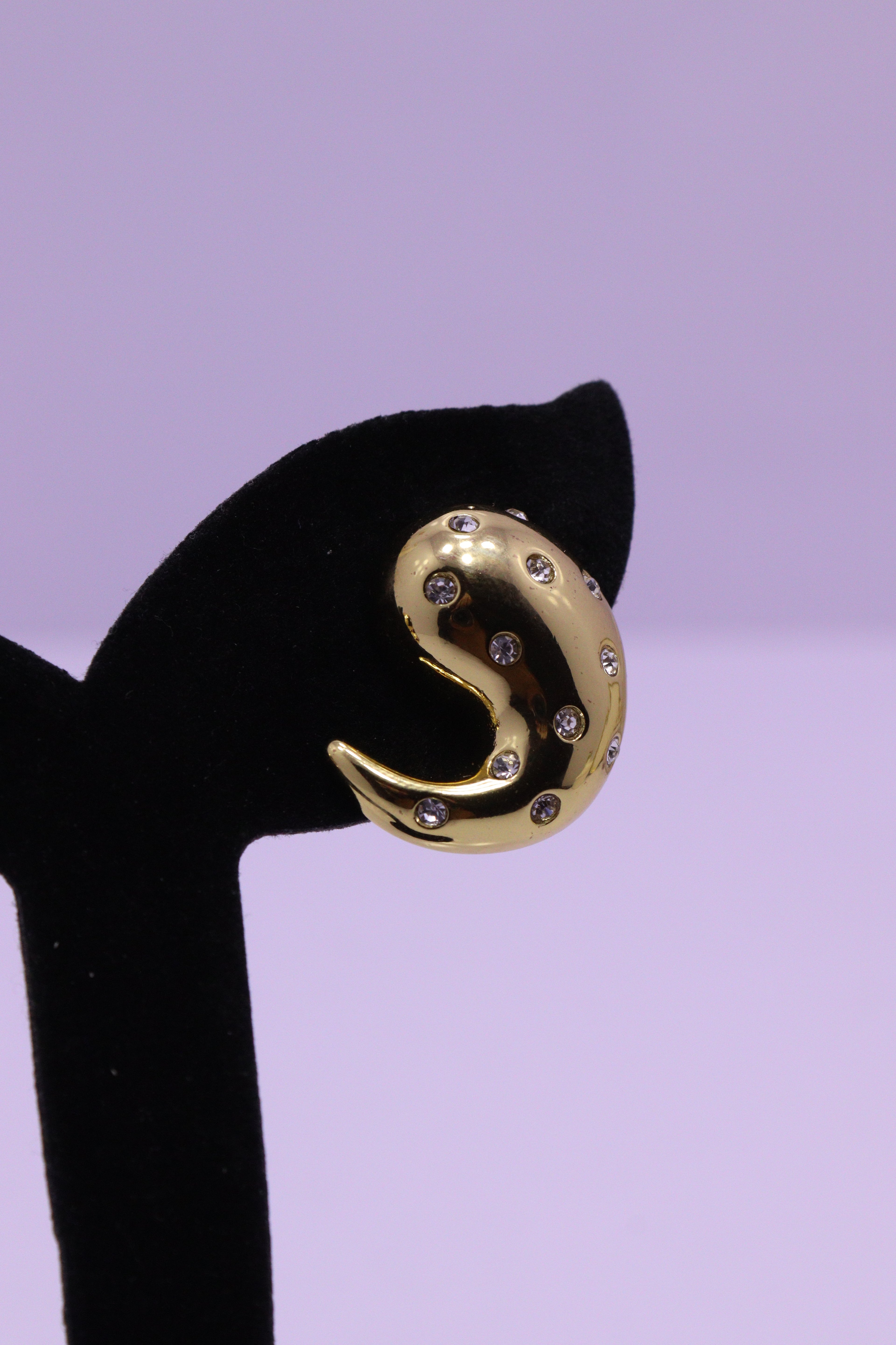 Bold Glow Series 0152 - AZ Golden Ear ring