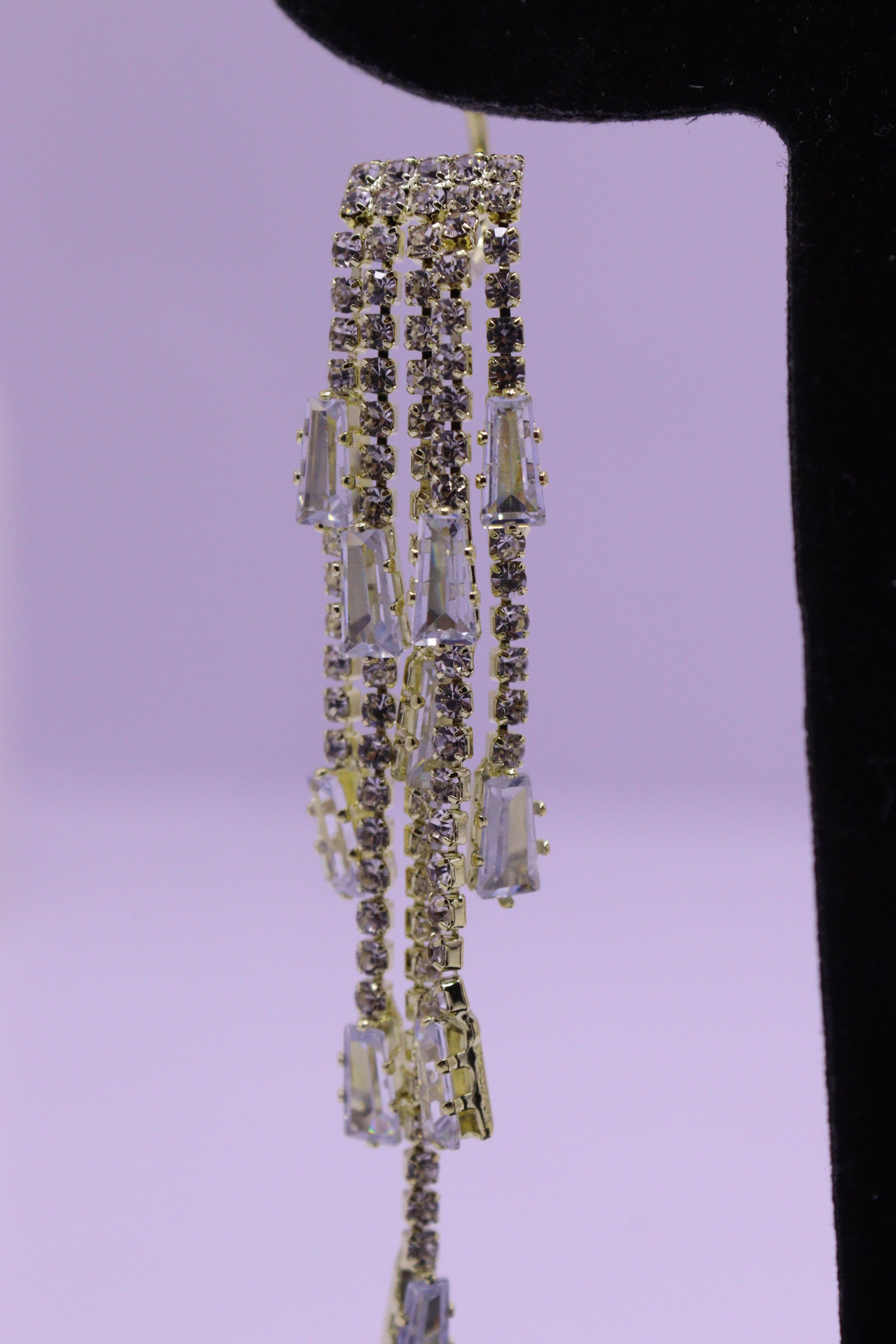 Bold Glow Series 0156 - AZ Golden Ear ring