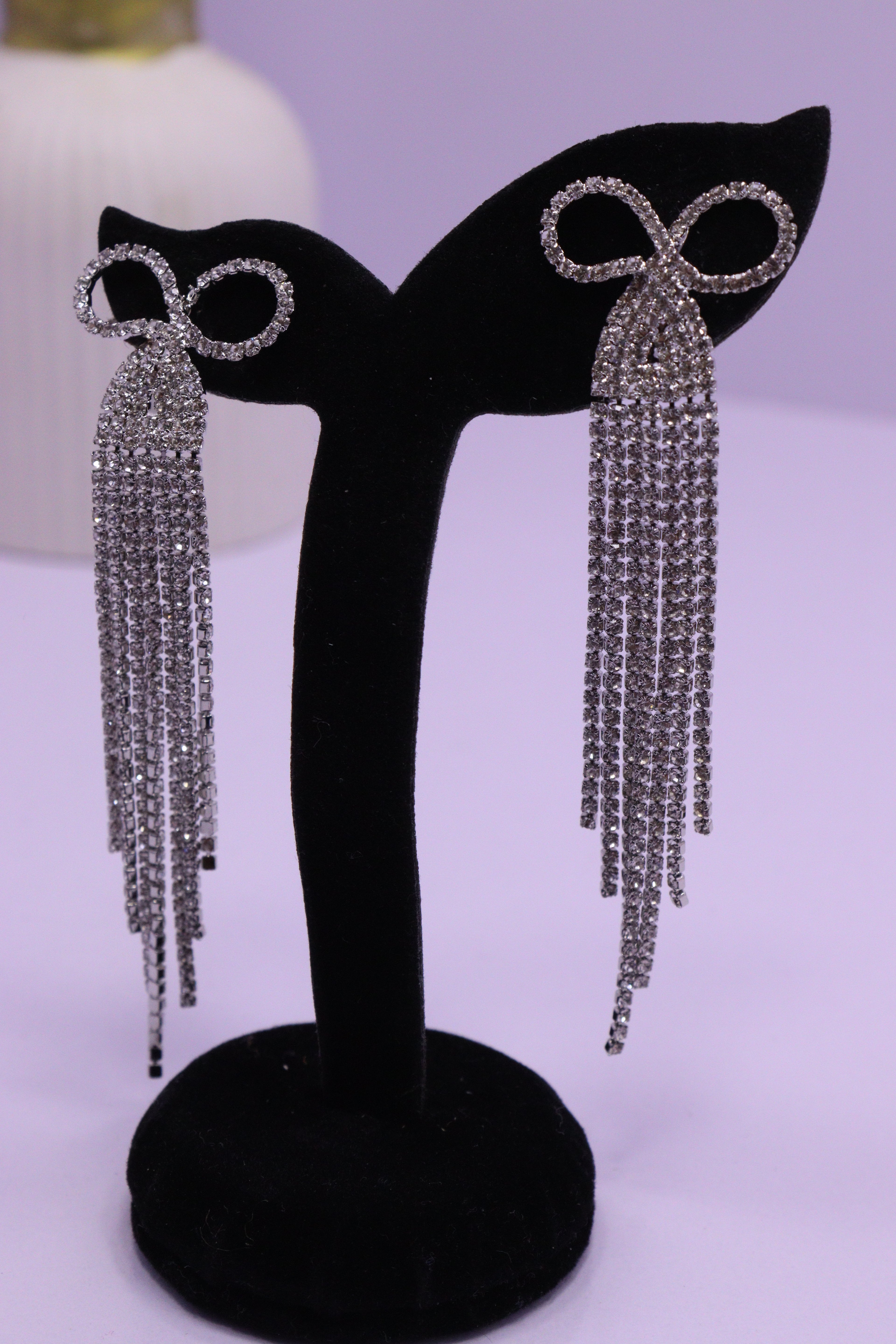 Bold Glow Series 0159 - AZ Silver Ear ring