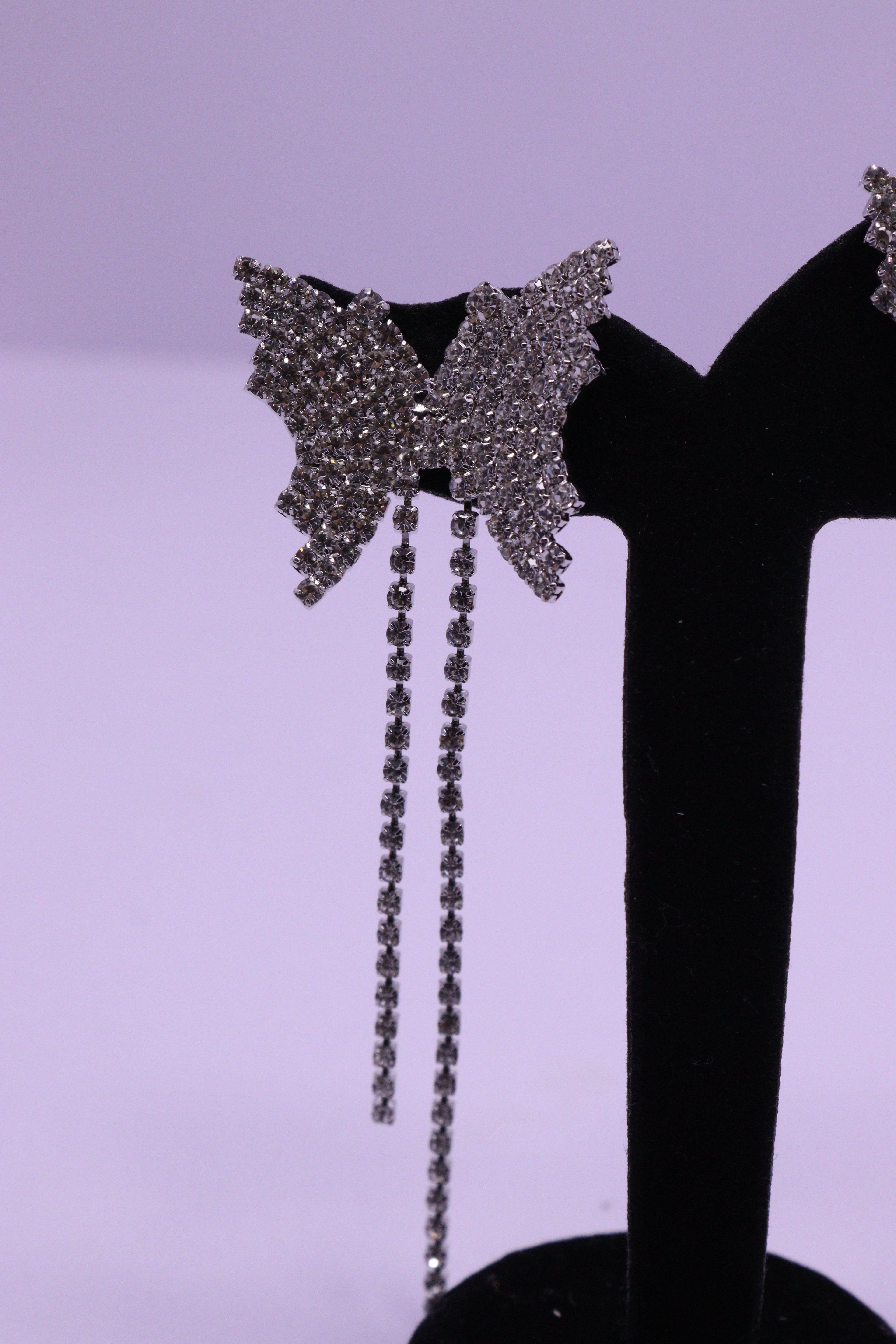 Bold Glow Series 0160 - AZ Silver Ear ring