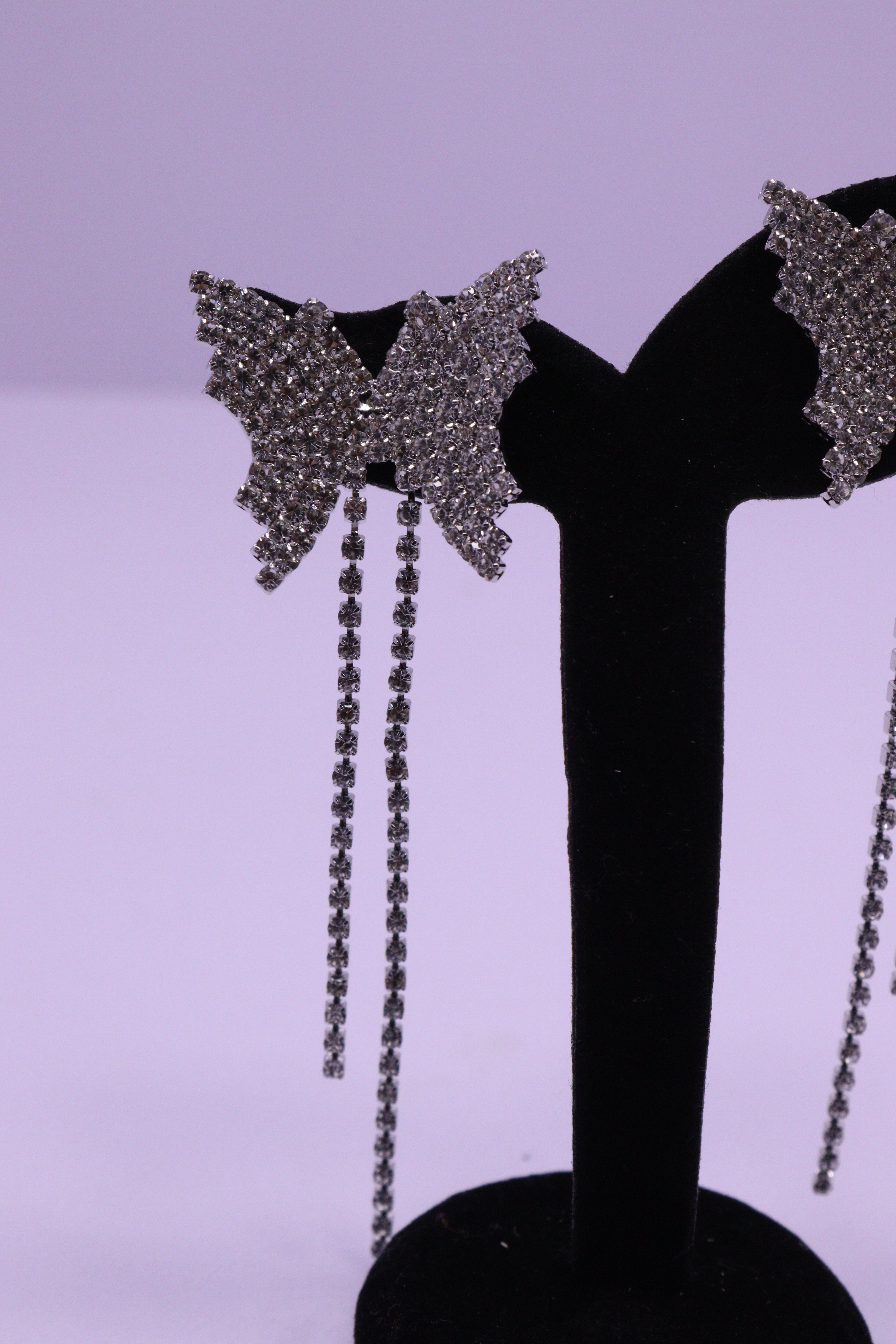 Bold Glow Series 0160 - AZ Silver Ear ring