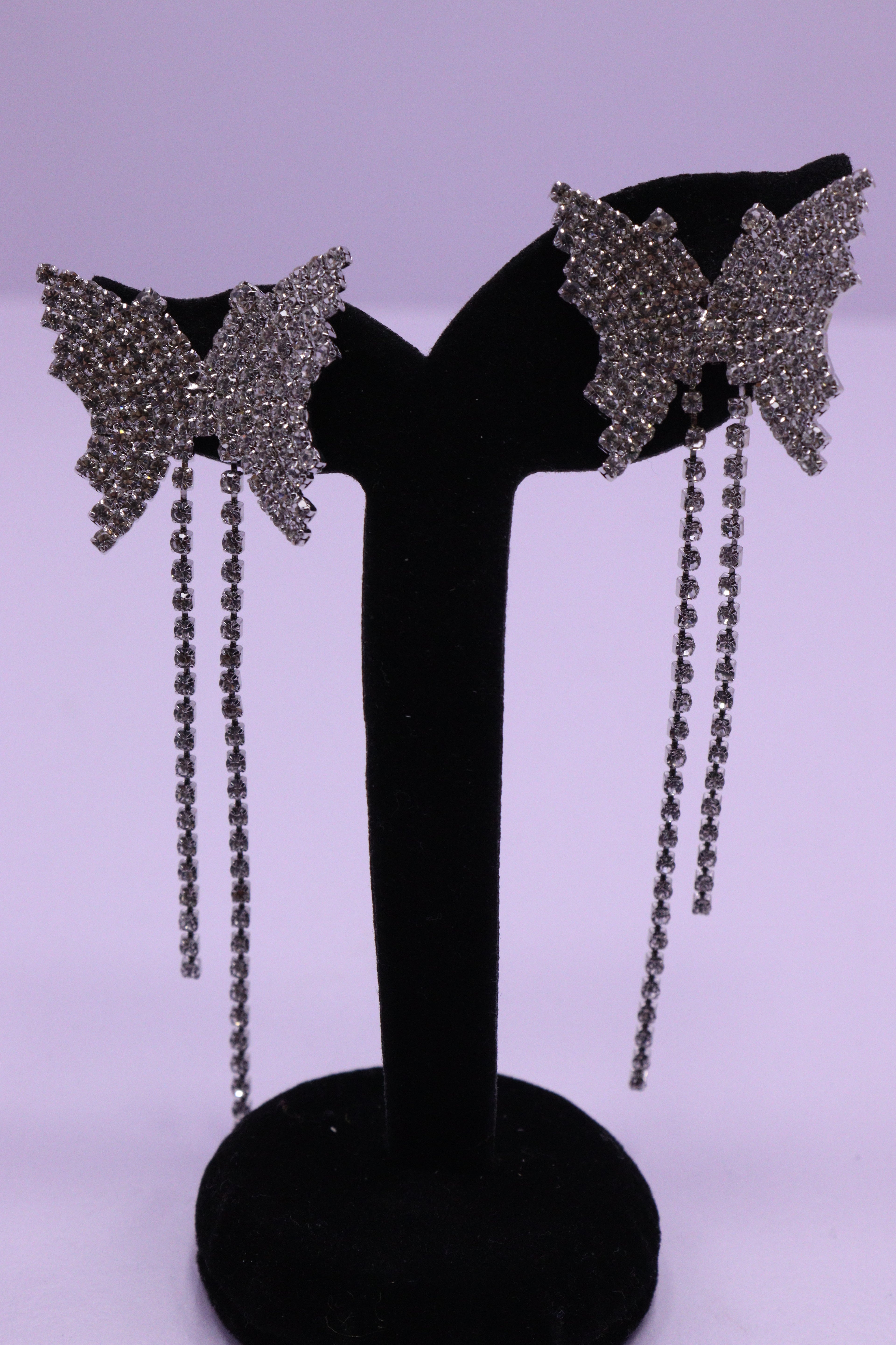 Bold Glow Series 0160 - AZ Silver Ear ring