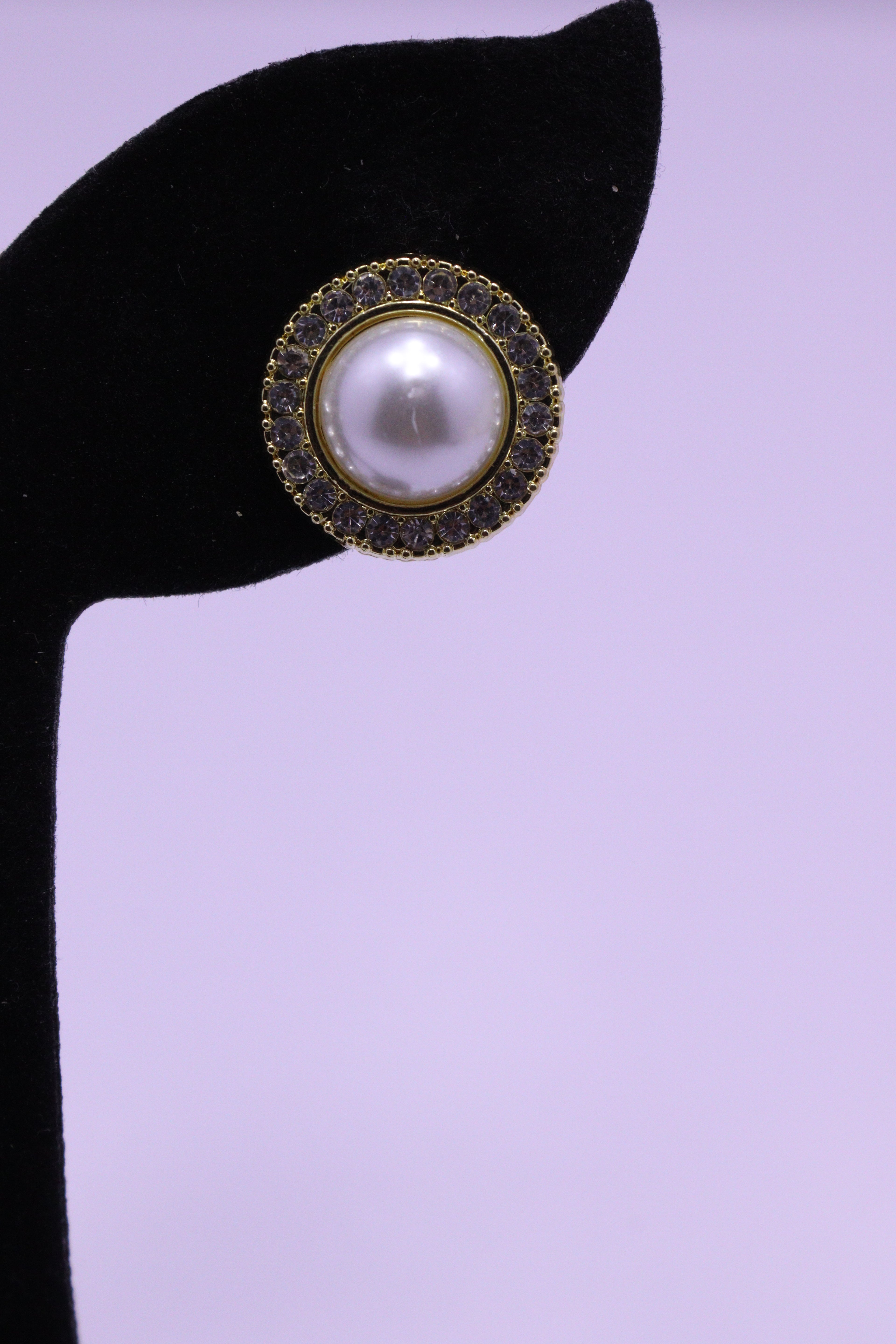 Bold Glow Series 0162 - AZ Golden Ear ring