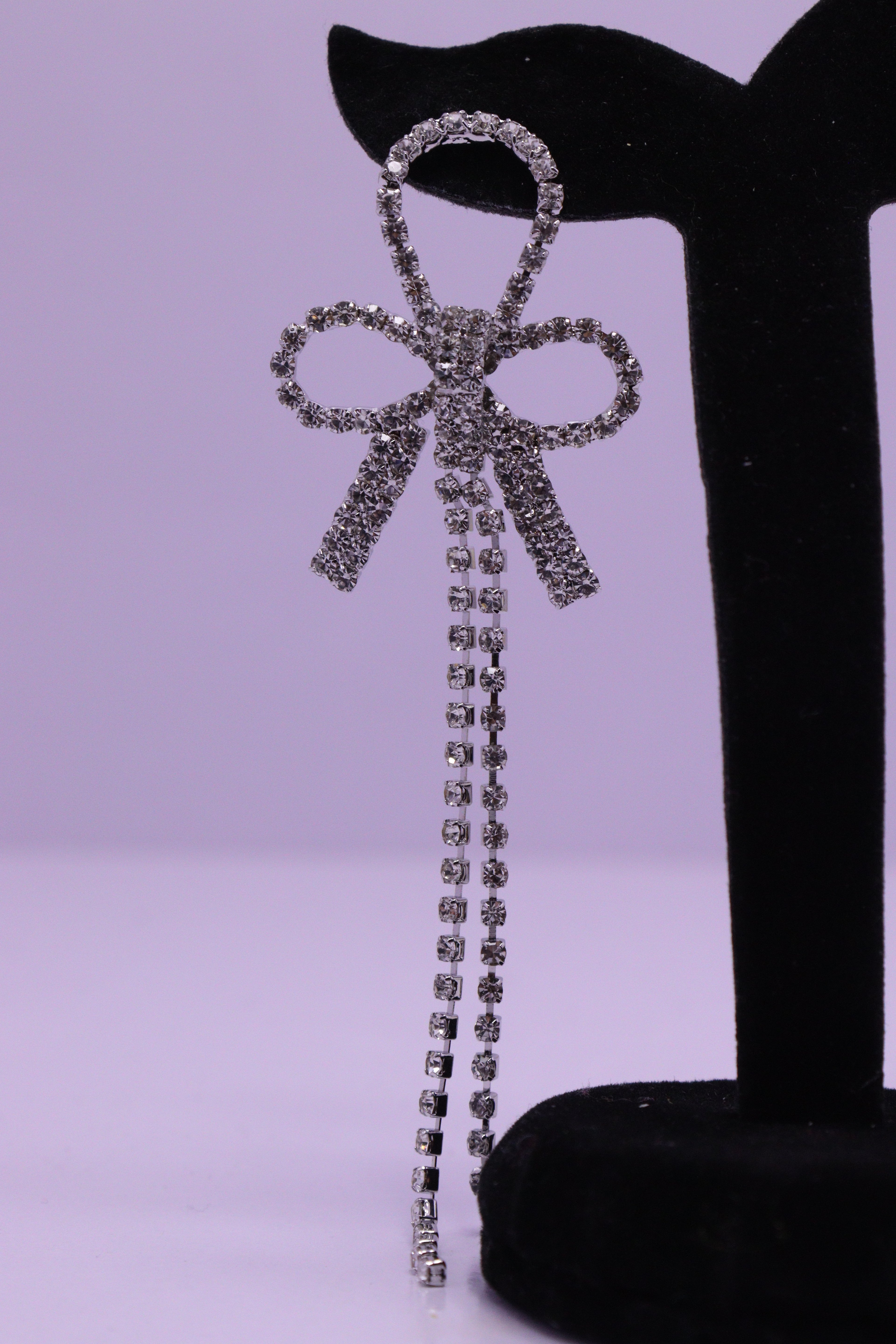 Bold Glow Series 0163 - AZ Silver Ear ring