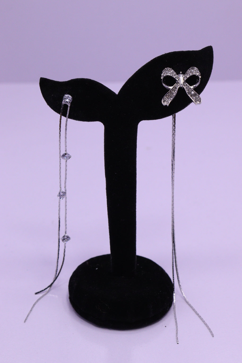 Bold Glow Series 0166 - AZ Silver Ear ring