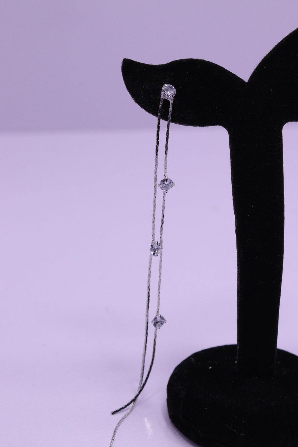 Bold Glow Series 0166 - AZ Silver Ear ring