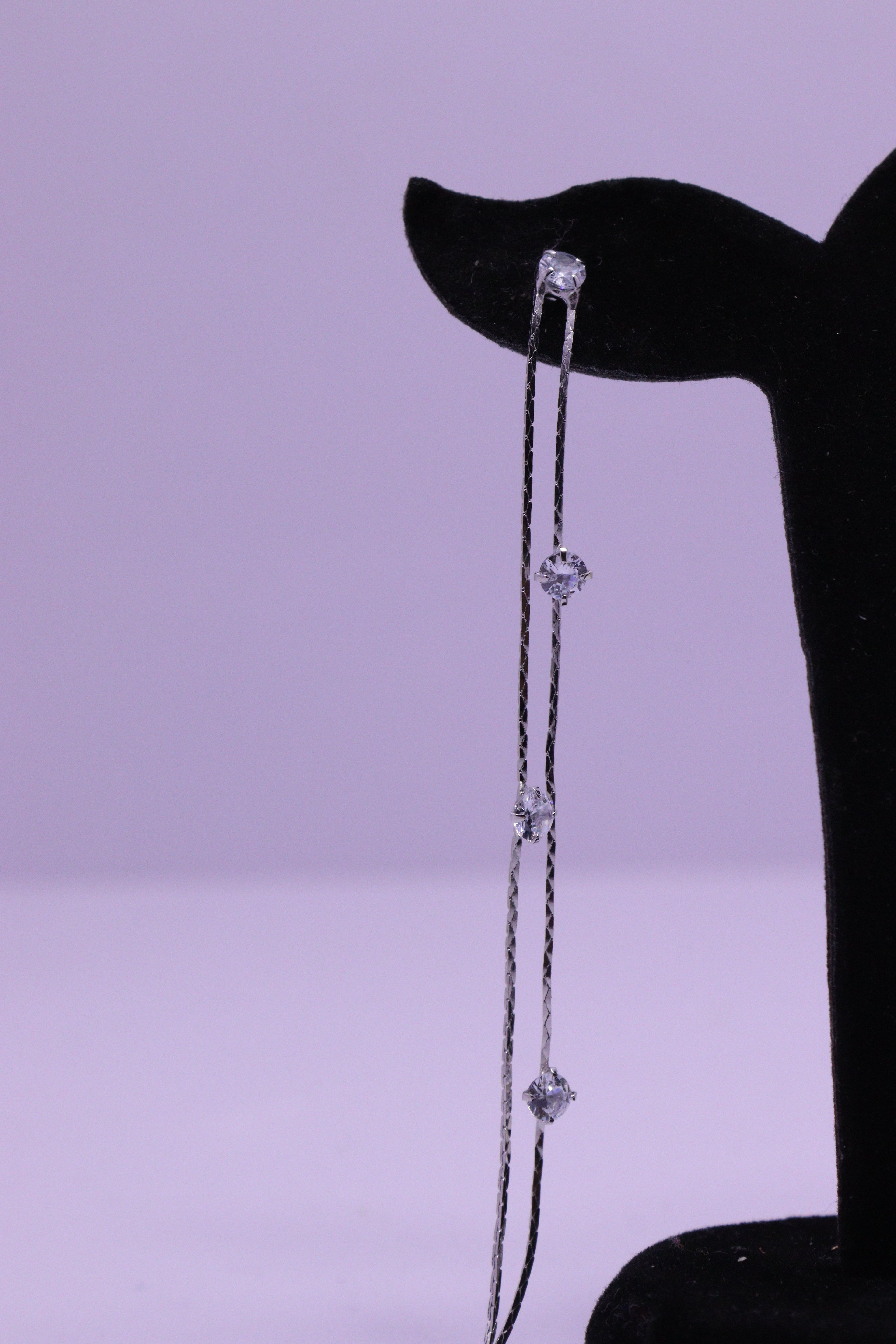 Bold Glow Series 0166 - AZ Silver Ear ring