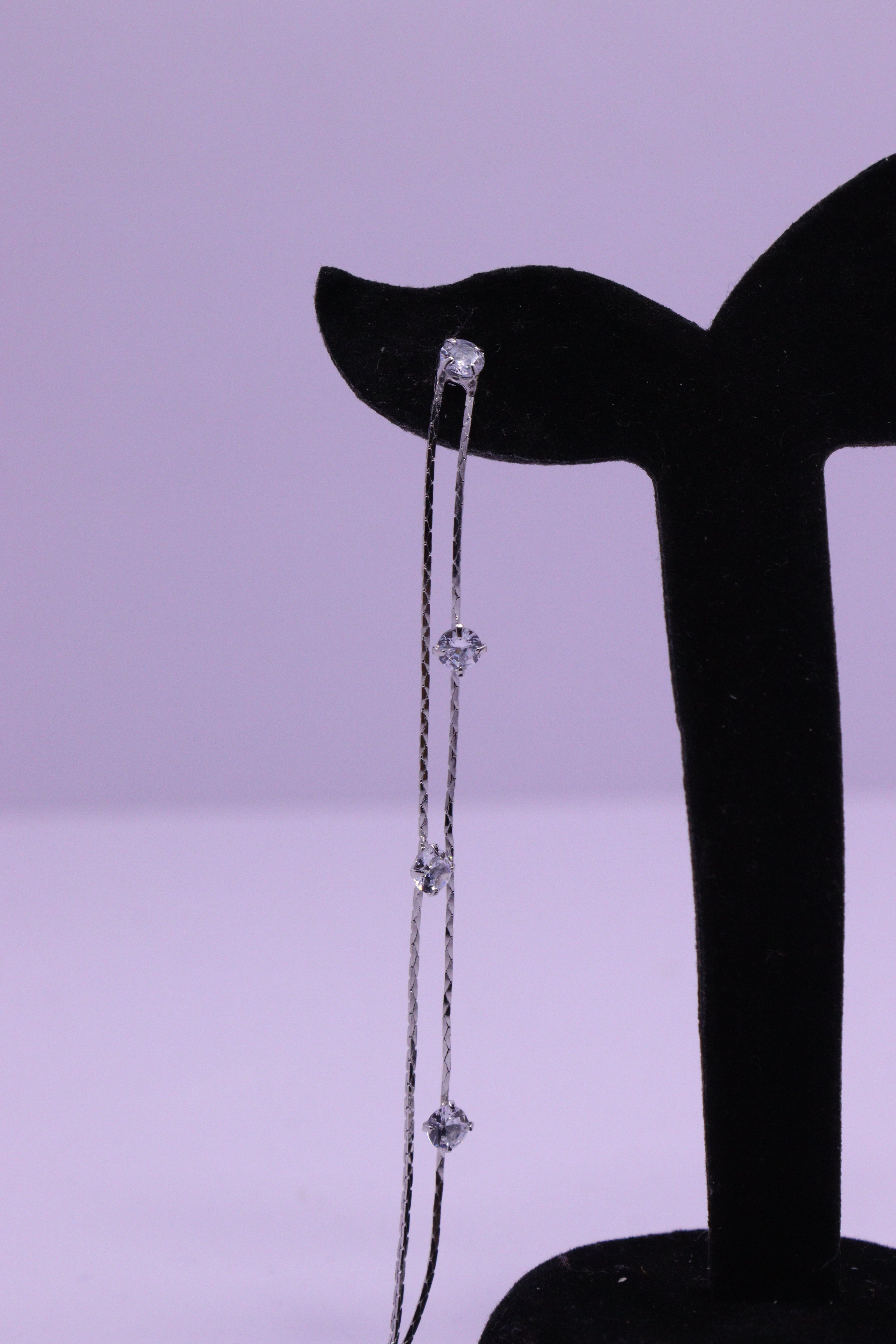 Bold Glow Series 0166 - AZ Silver Ear ring