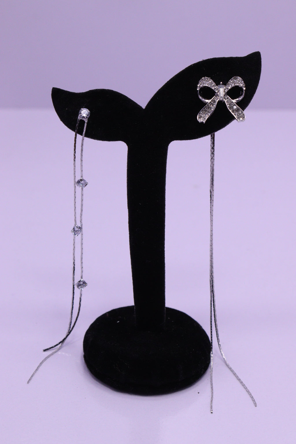 Bold Glow Series 0166 - AZ Silver Ear ring