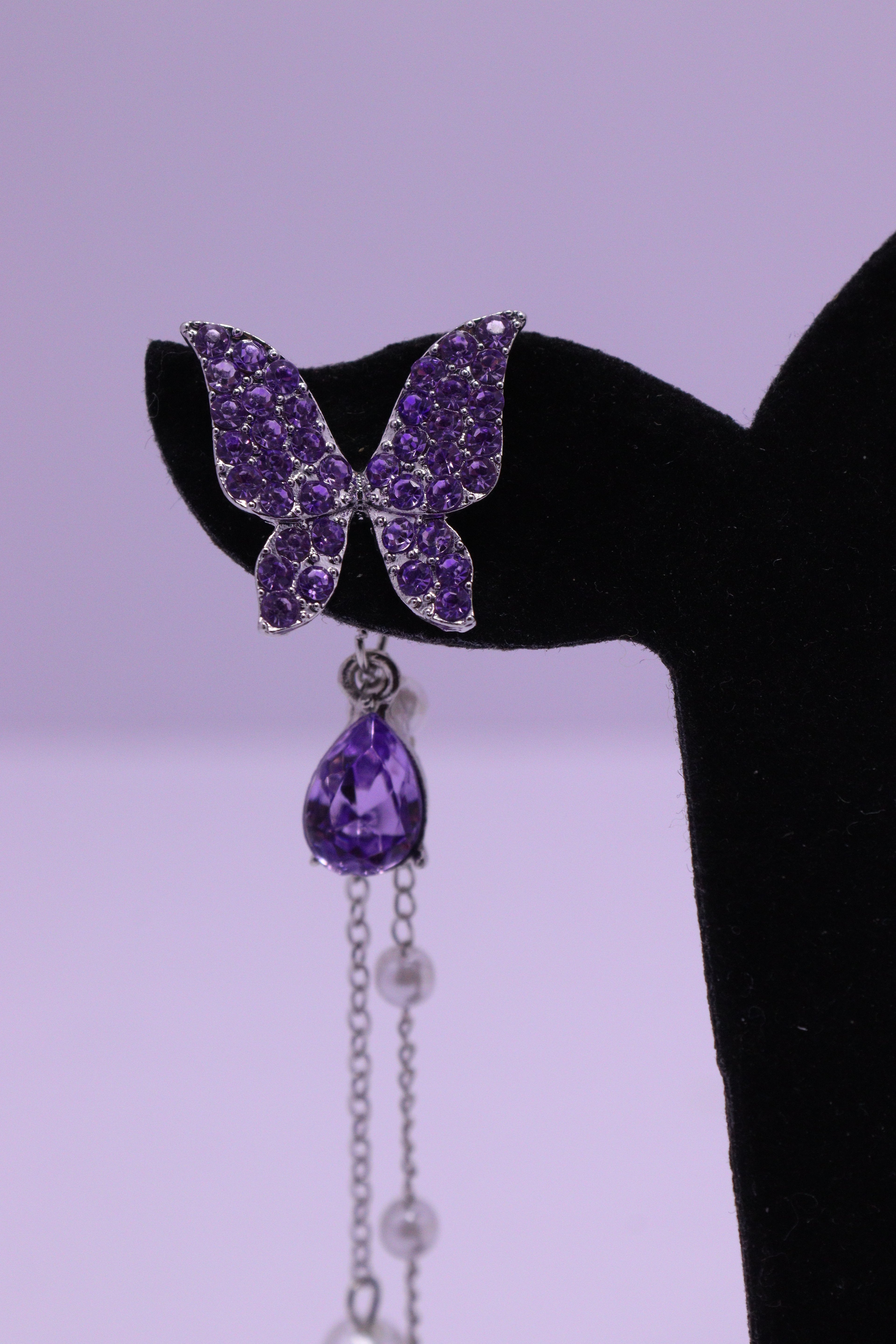 Bold Glow Series 0167 - AZ Silver Ear ring