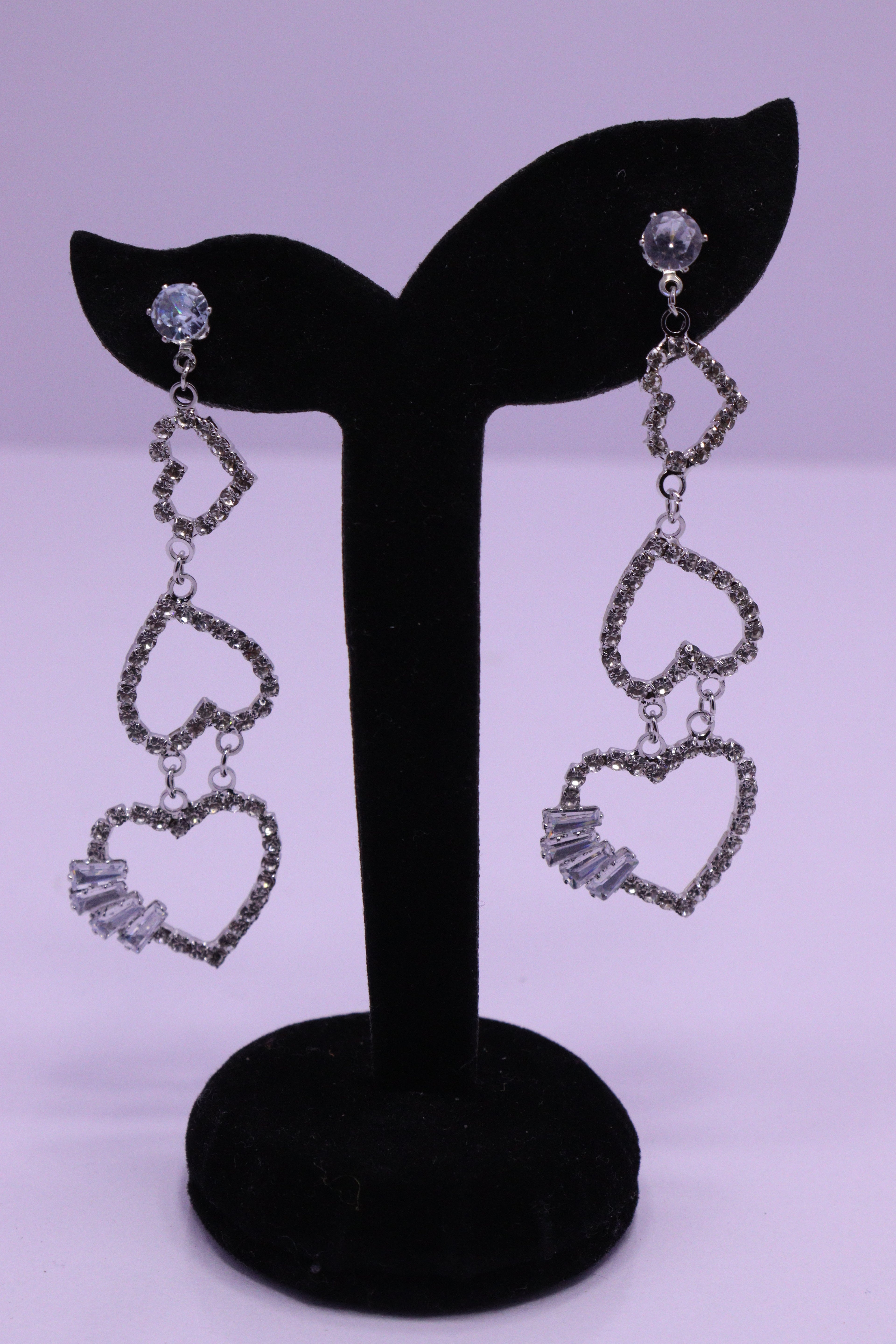 Bold Glow Series 0207 - AZ Silver Ear ring