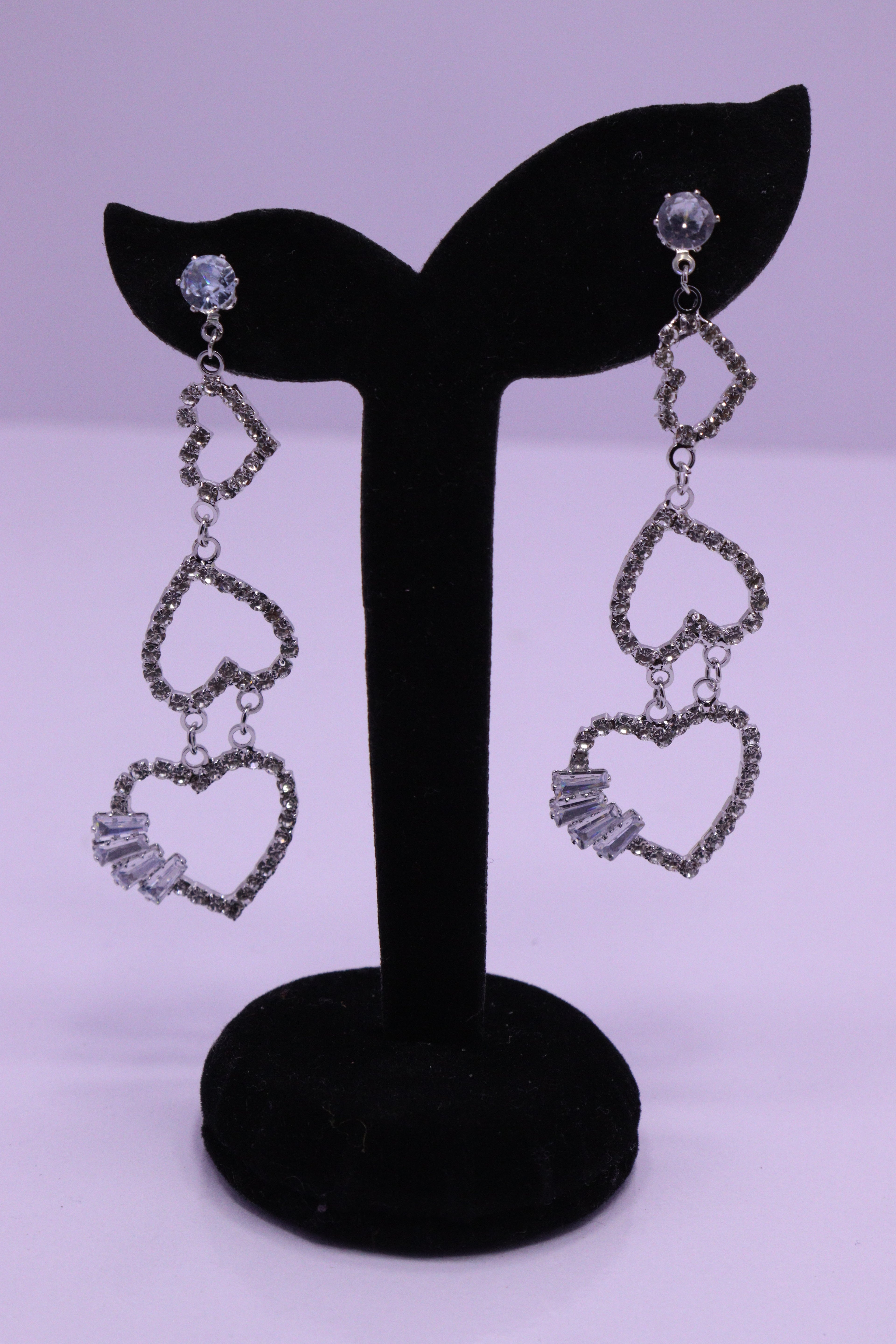 Bold Glow Series 0207 - AZ Silver Ear ring