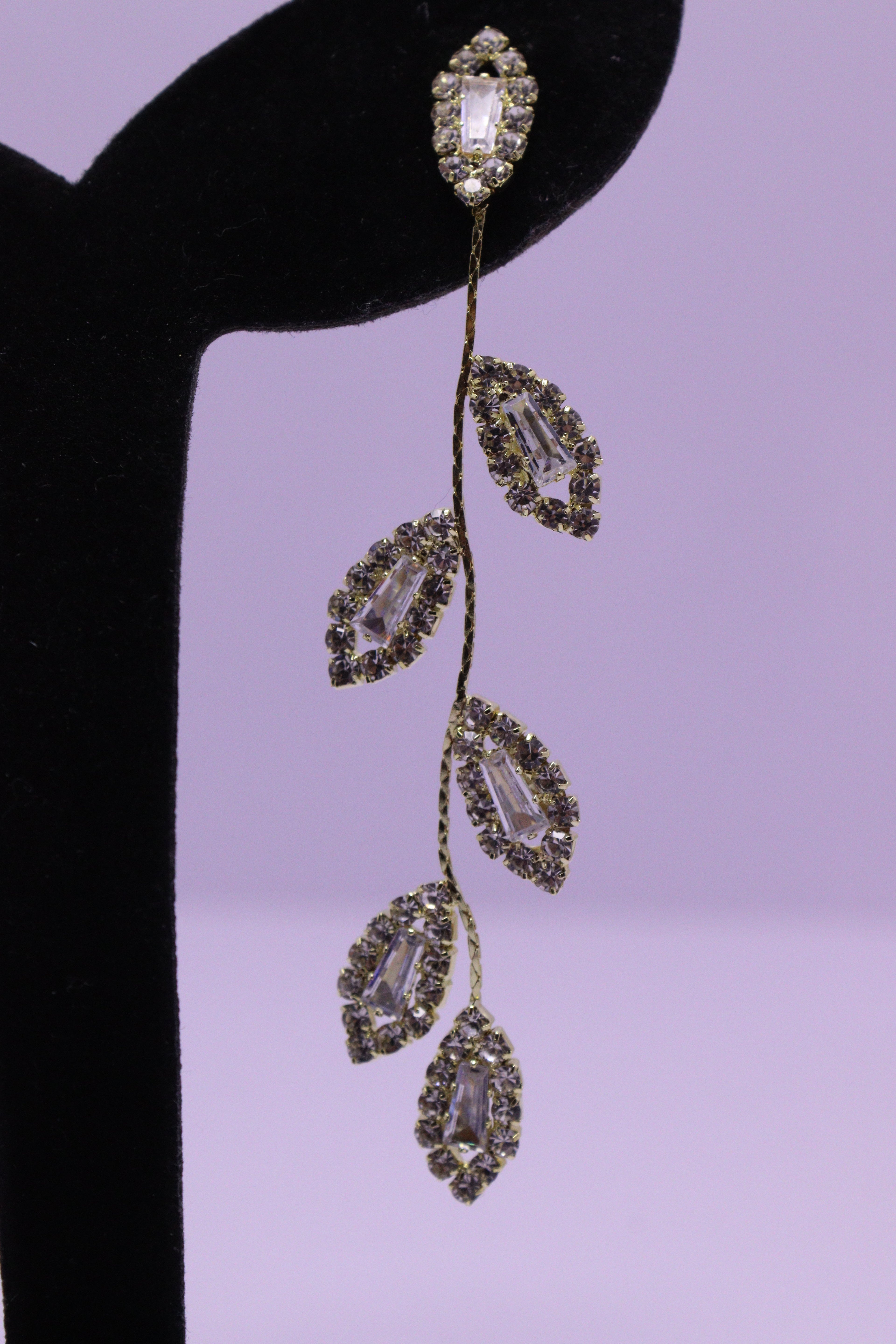 Bold Glow Series 0205 - AZ Golden Ear ring