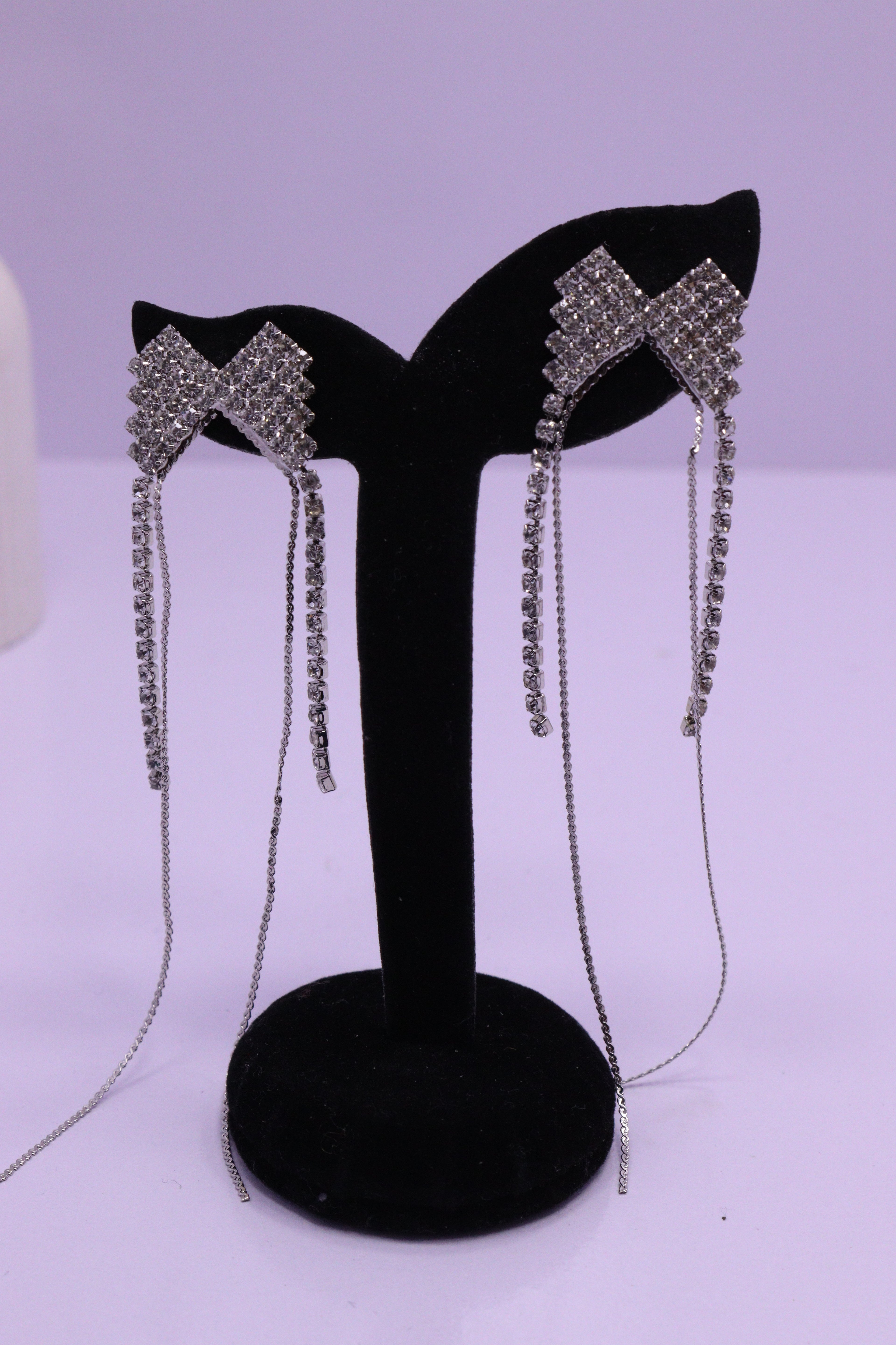 Bold Glow Series 0171 - AZ Silver Ear ring