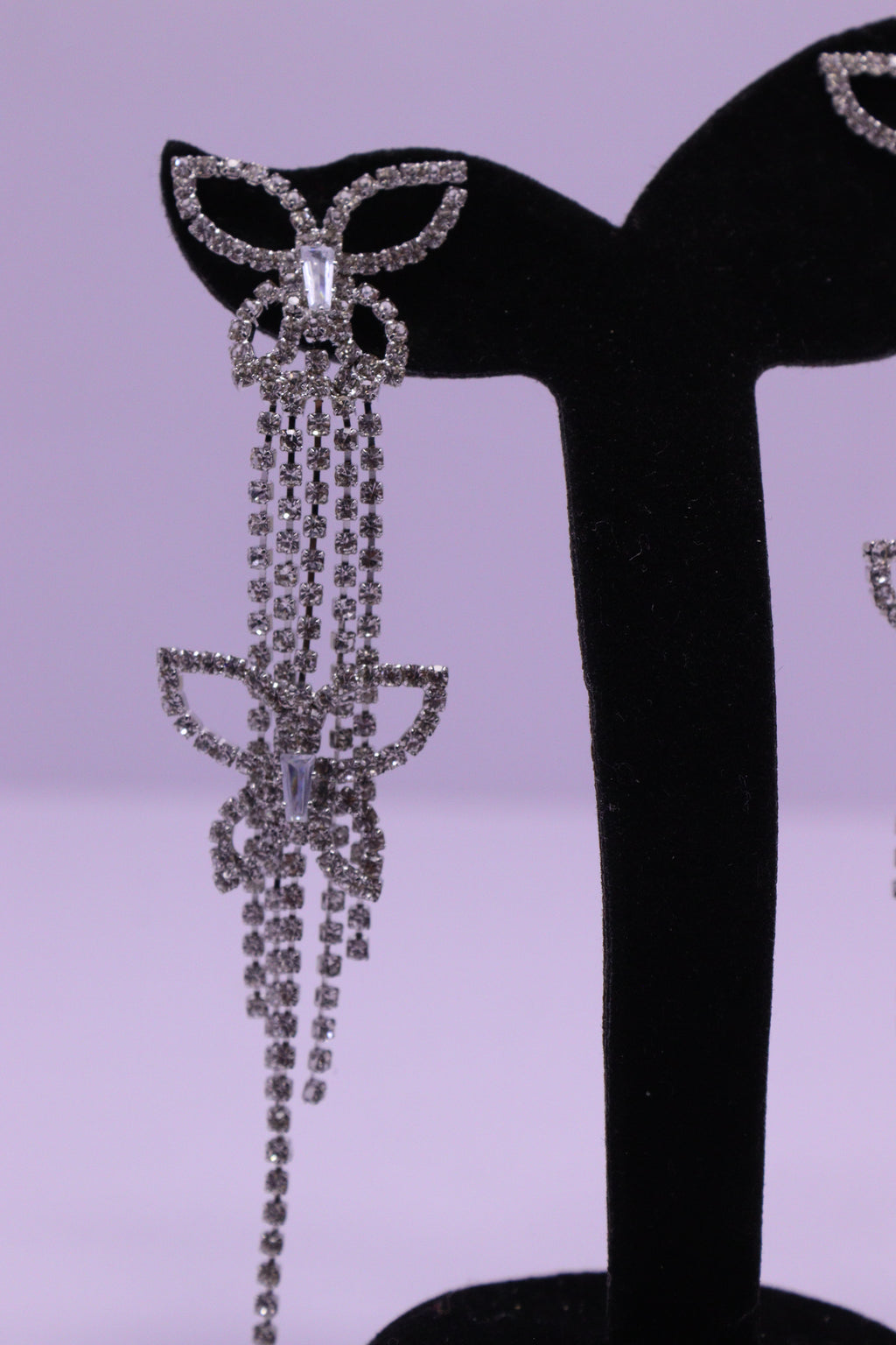 Bold Glow Series 0172 - AZ Silver Ear ring