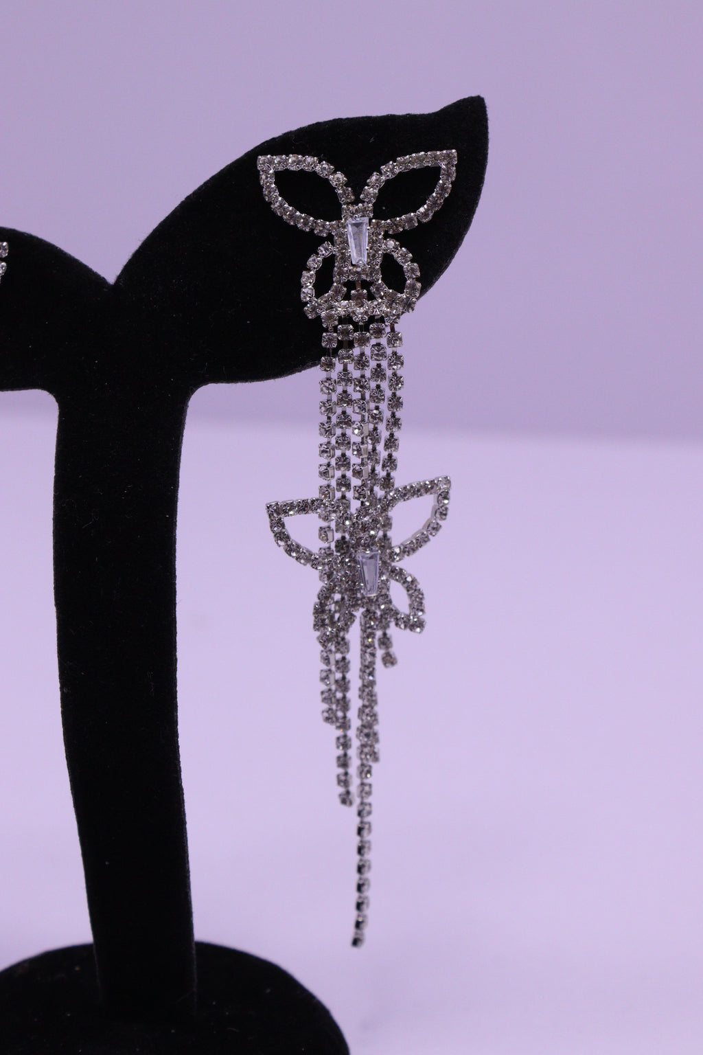 Bold Glow Series 0172 - AZ Silver Ear ring