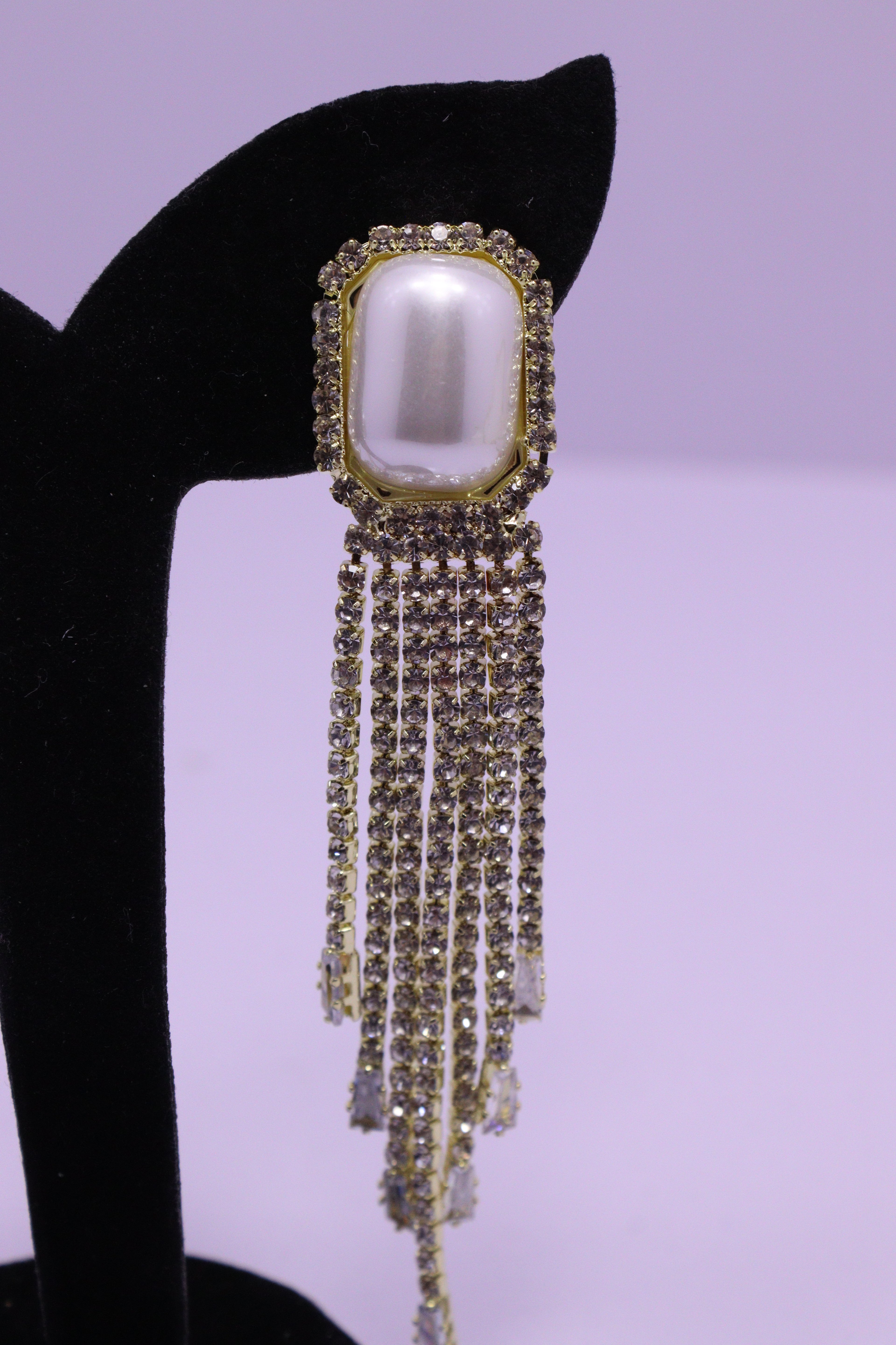 Bold Glow Series 0173 - AZ Golden Ear ring