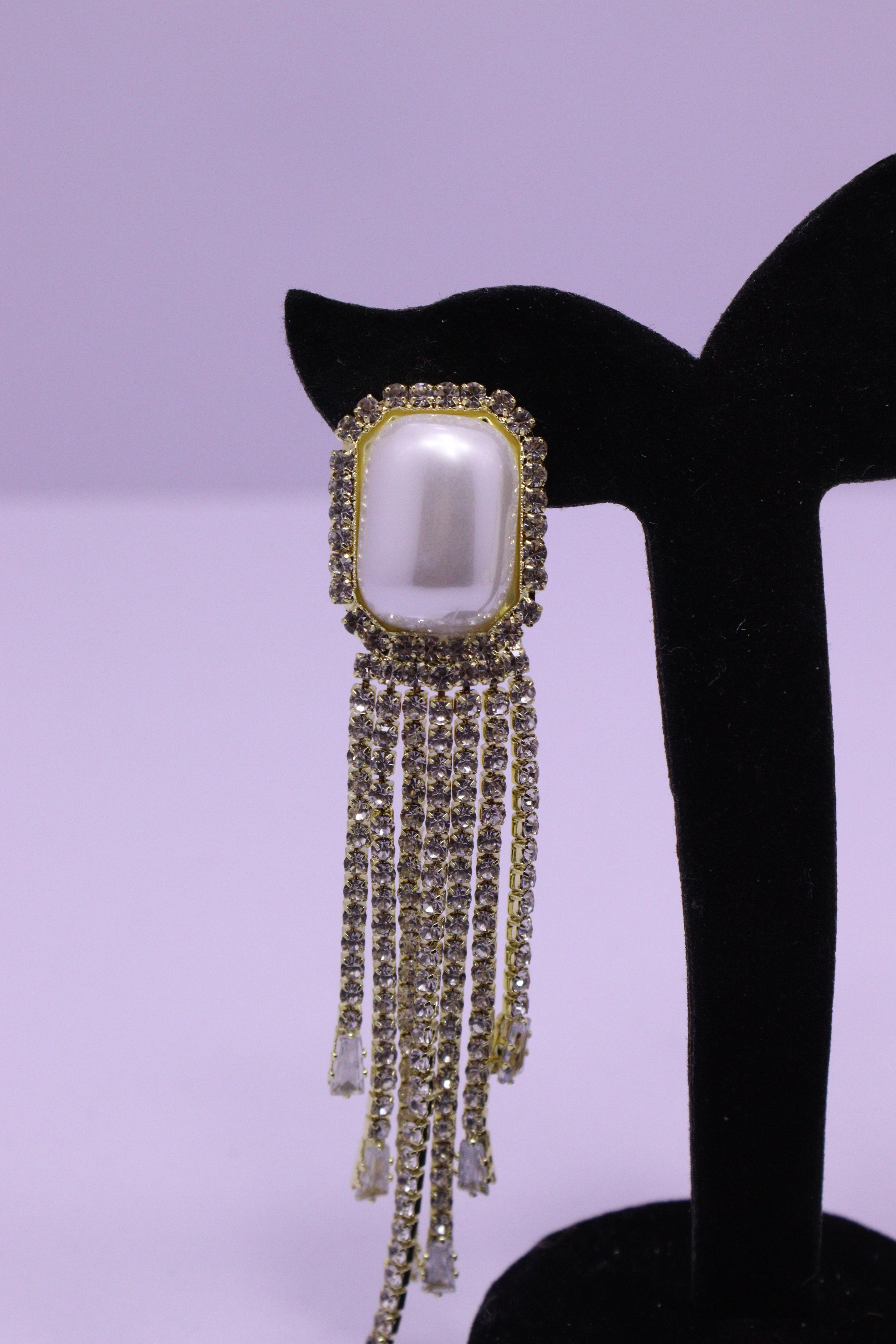 Bold Glow Series 0173 - AZ Golden Ear ring