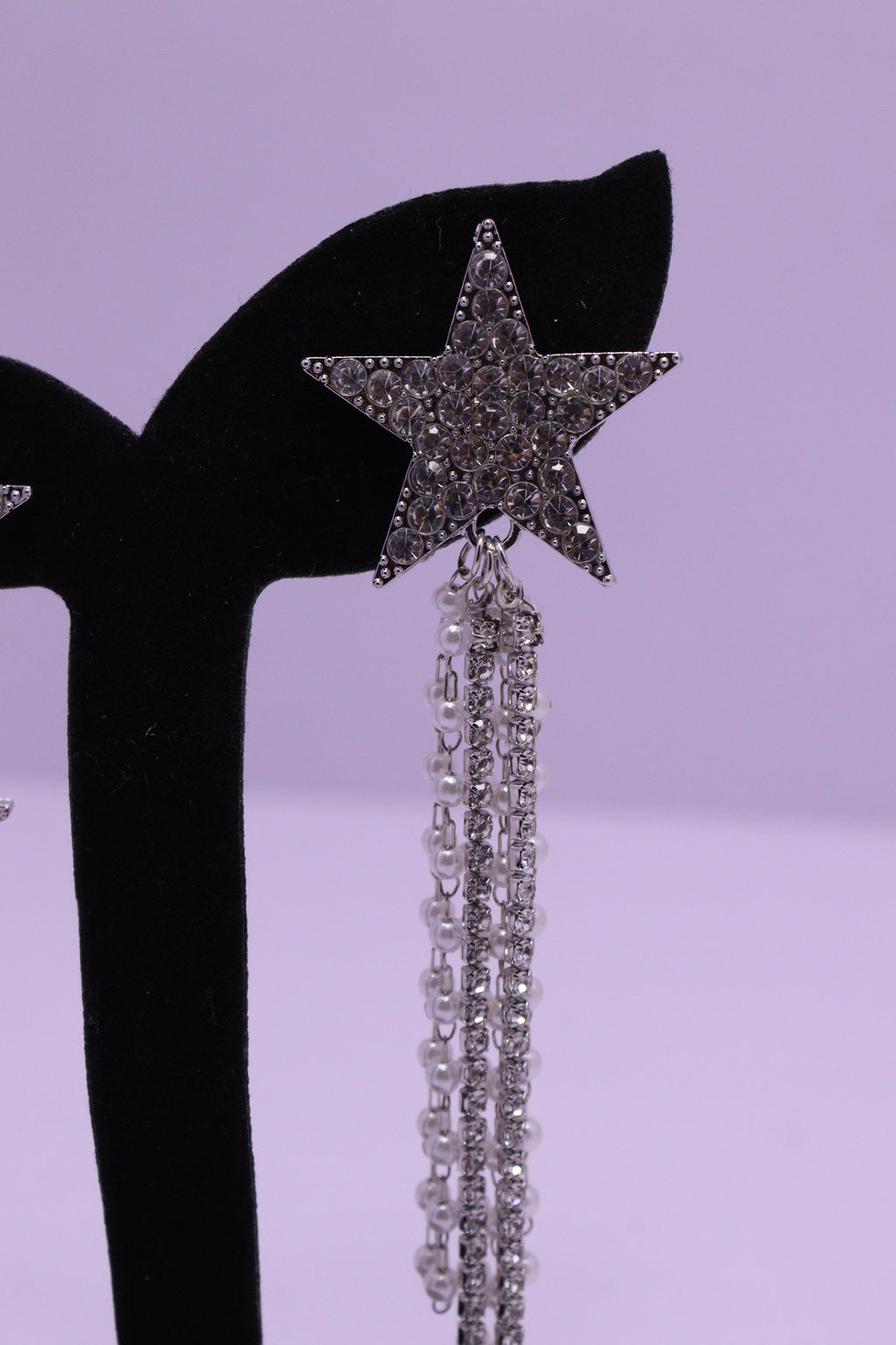 Bold Glow Series 0175 - AZ Silver Ear ring