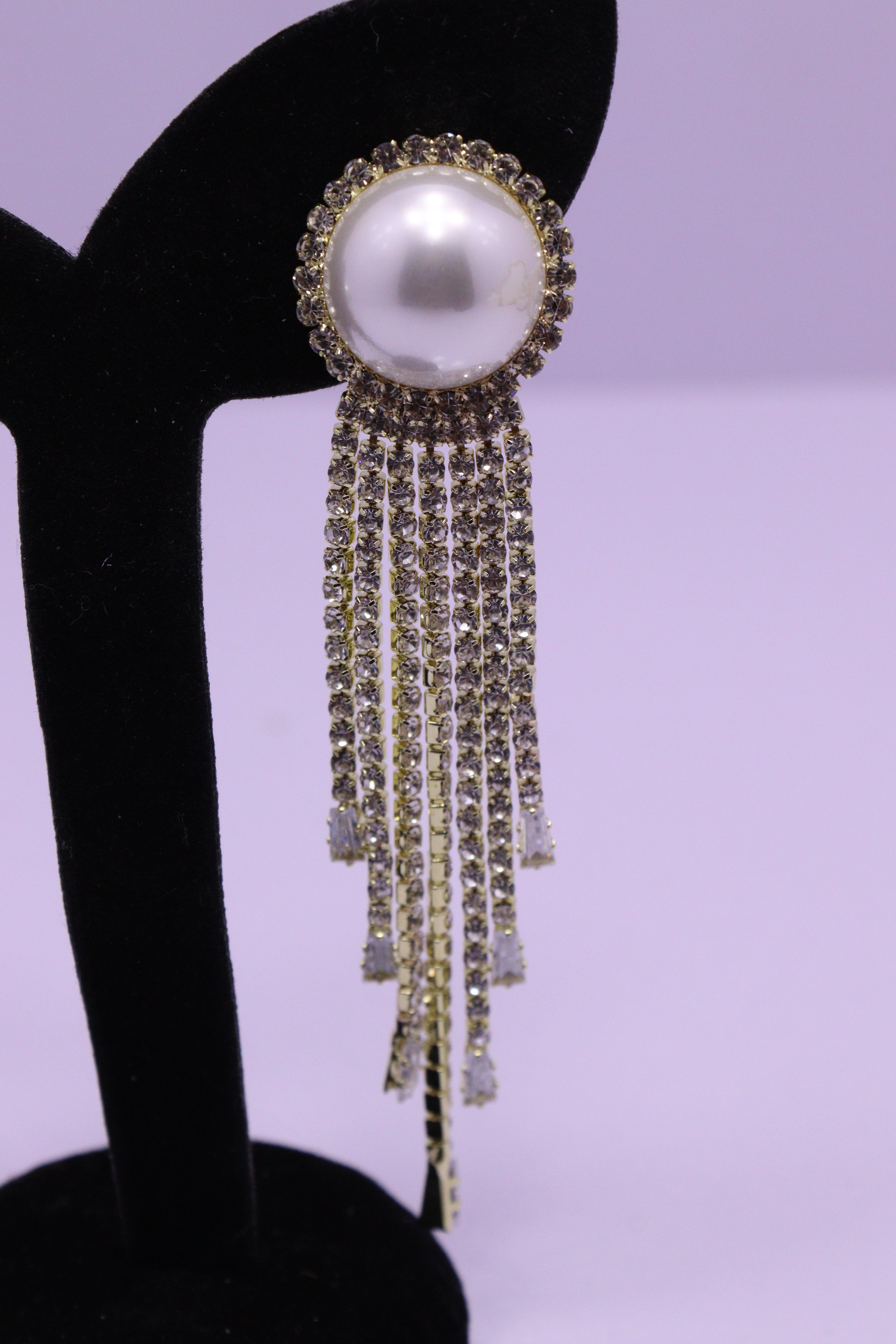 Bold Glow Series 0176 - AZ Golden Ear ring