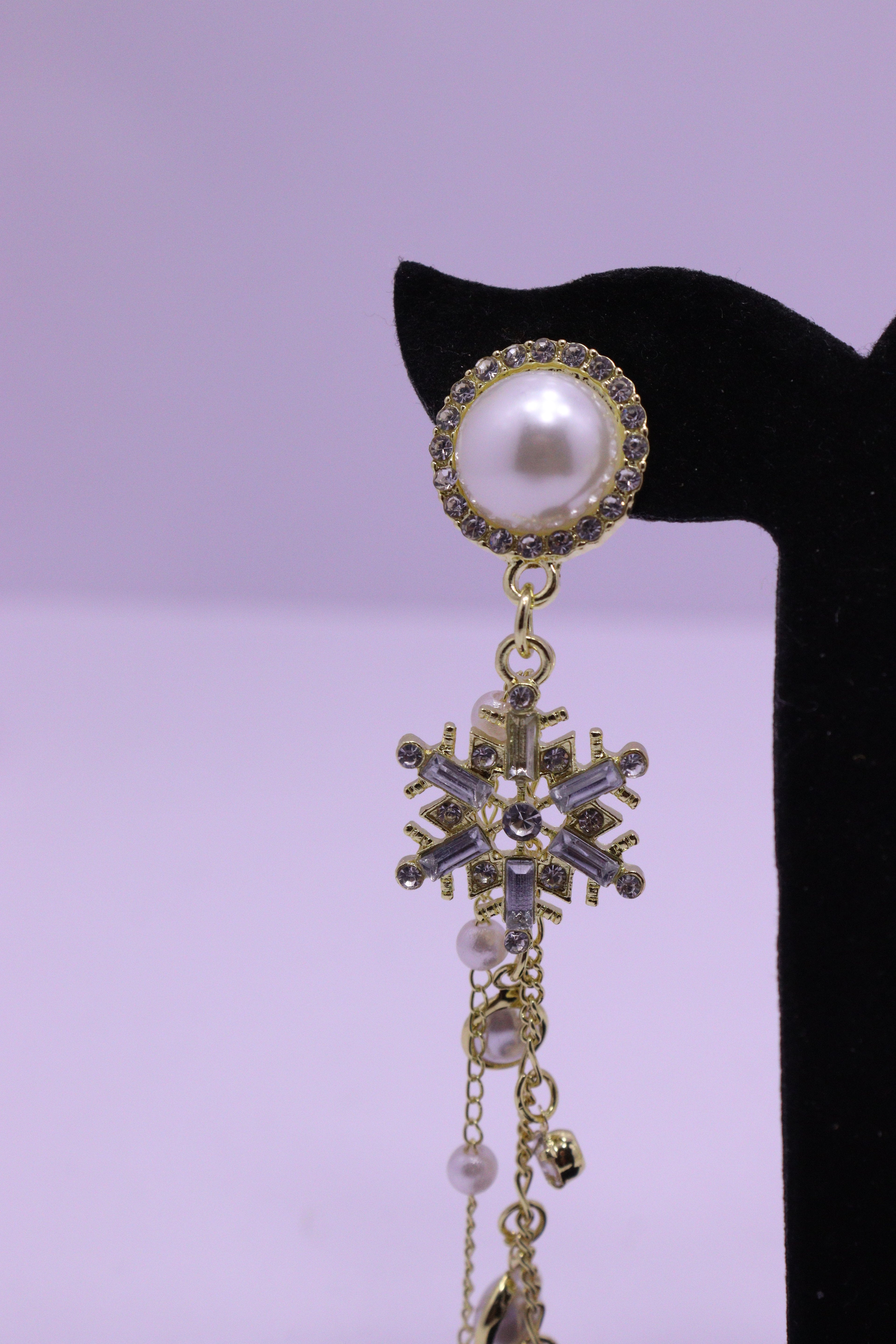 Bold Glow Series 0184 - AZ Golden Ear ring