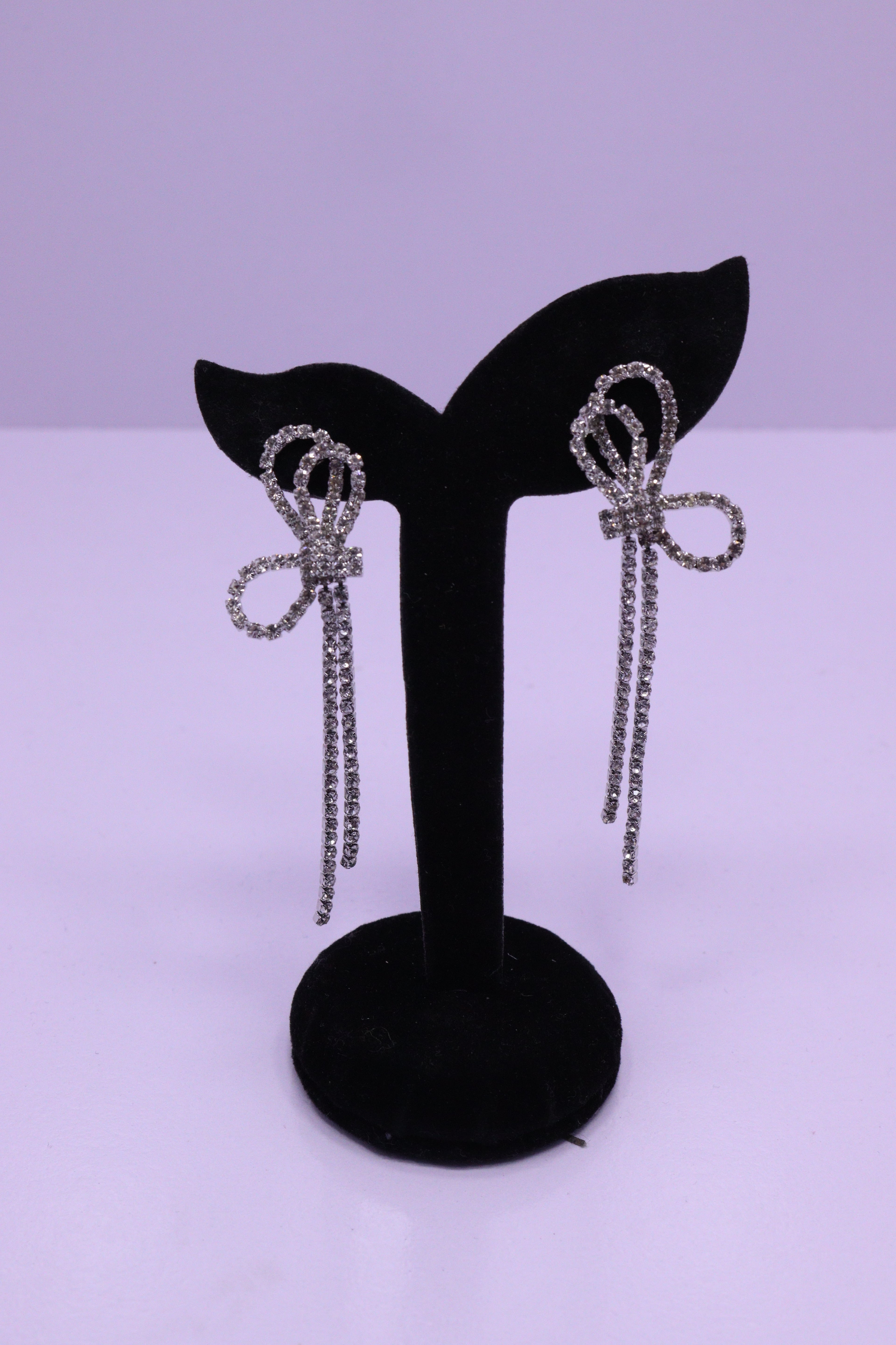 Bold Glow Series 0185 - AZ Silver Ear ring