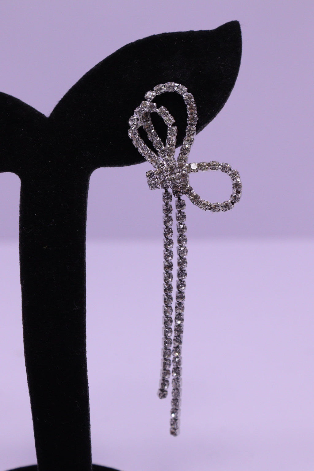 Bold Glow Series 0185 - AZ Silver Ear ring