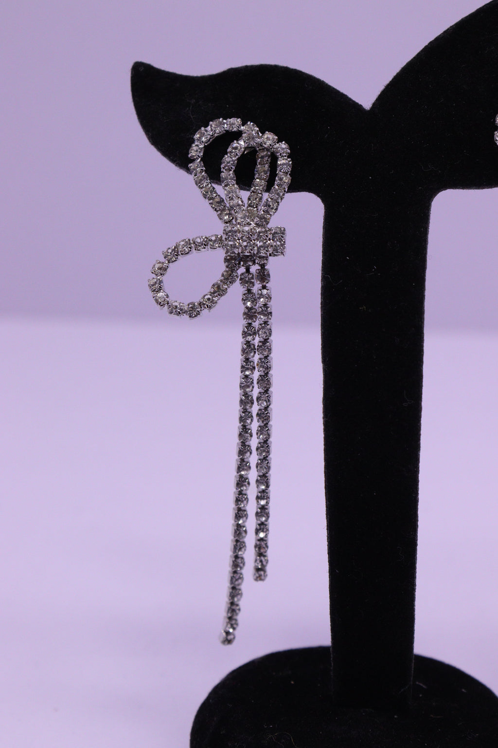 Bold Glow Series 0185 - AZ Silver Ear ring