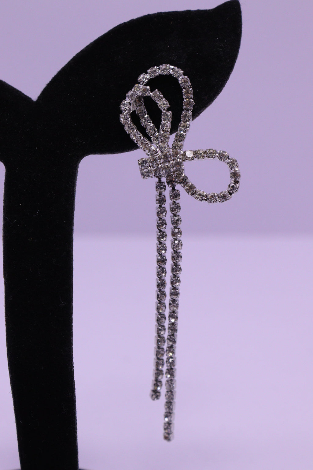 Bold Glow Series 0185 - AZ Silver Ear ring