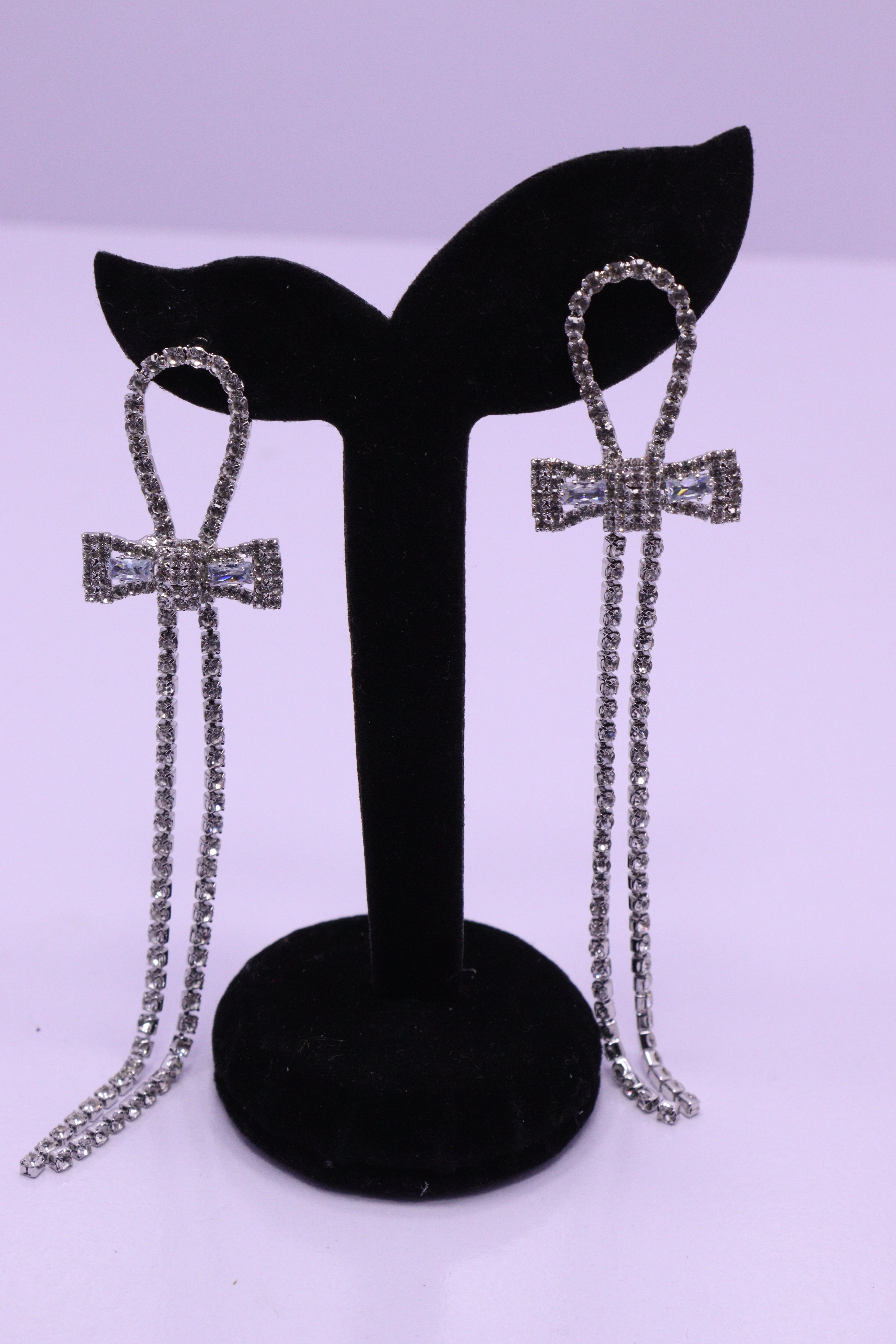 Bold Glow Series 0198 - AZ Silver Ear ring