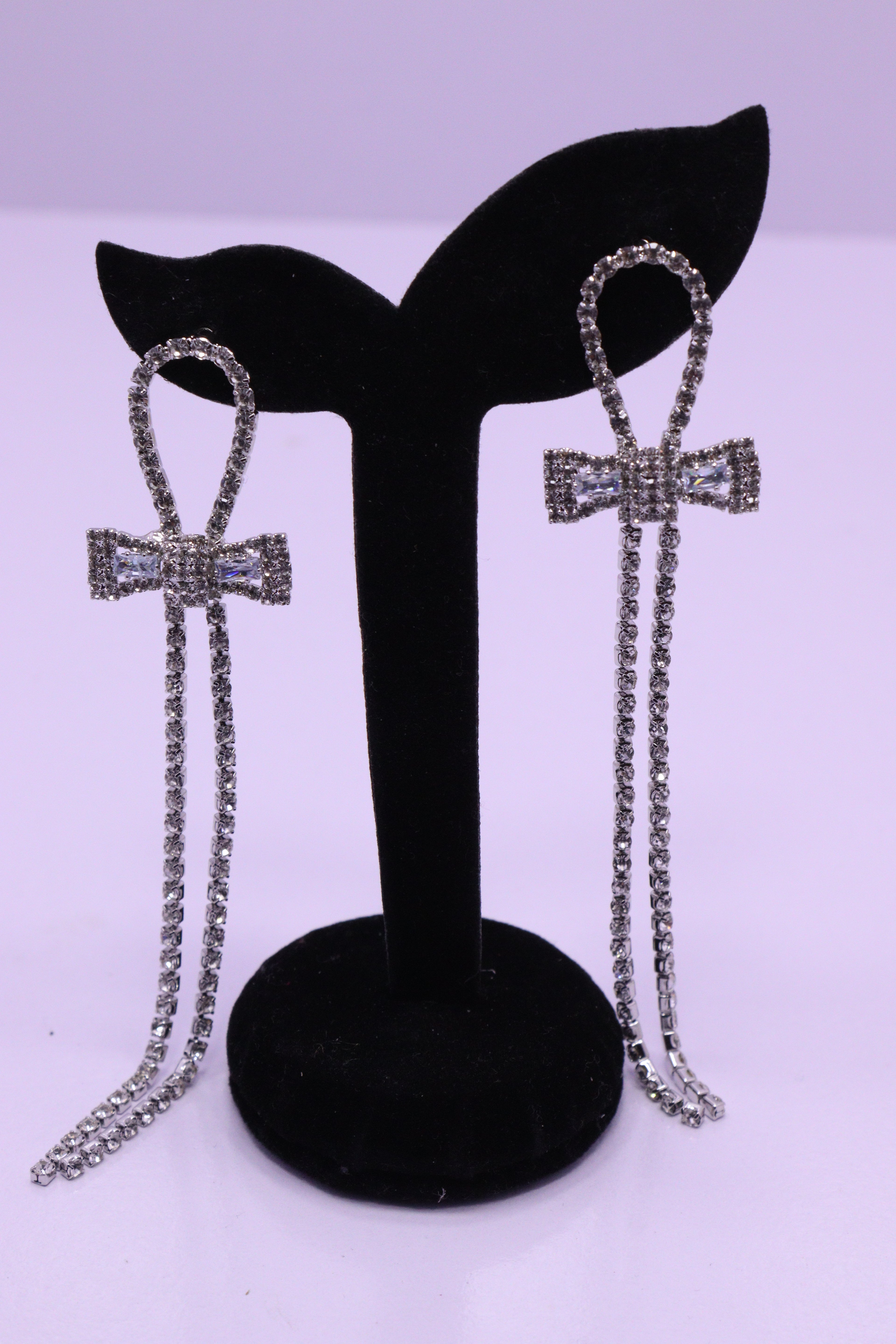 Bold Glow Series 0198 - AZ Silver Ear ring