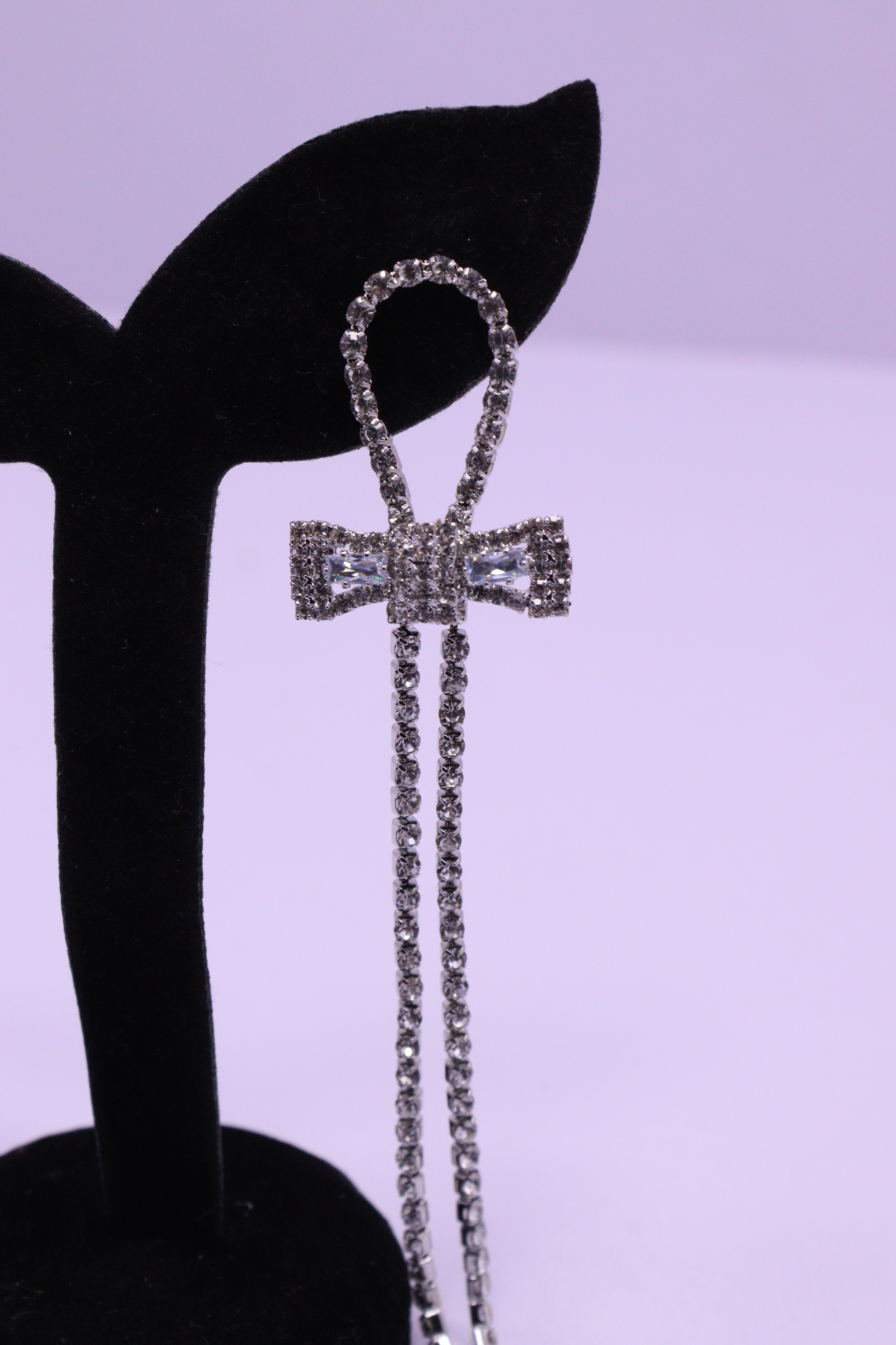 Bold Glow Series 0198 - AZ Silver Ear ring