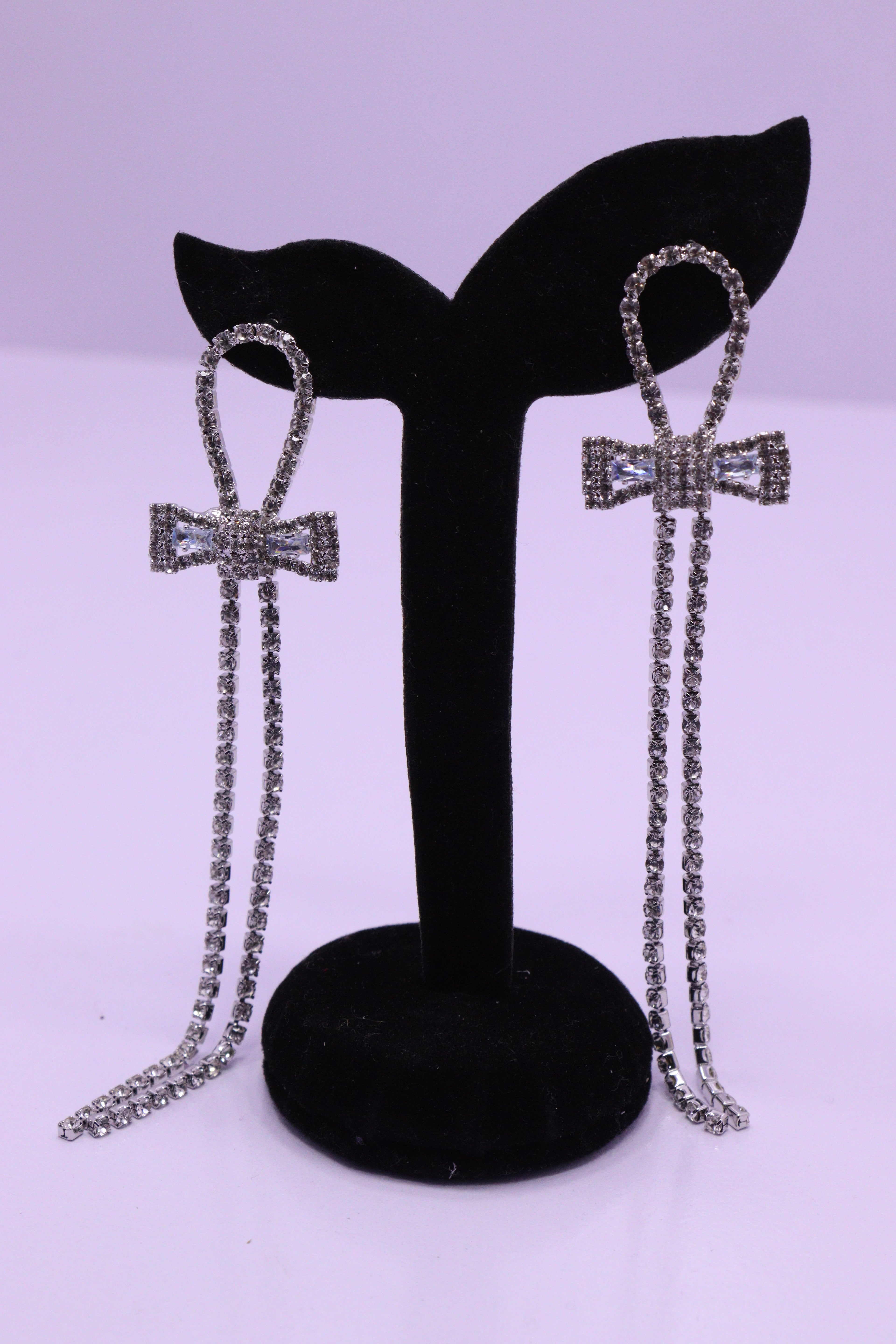 Bold Glow Series 0198 - AZ Silver Ear ring