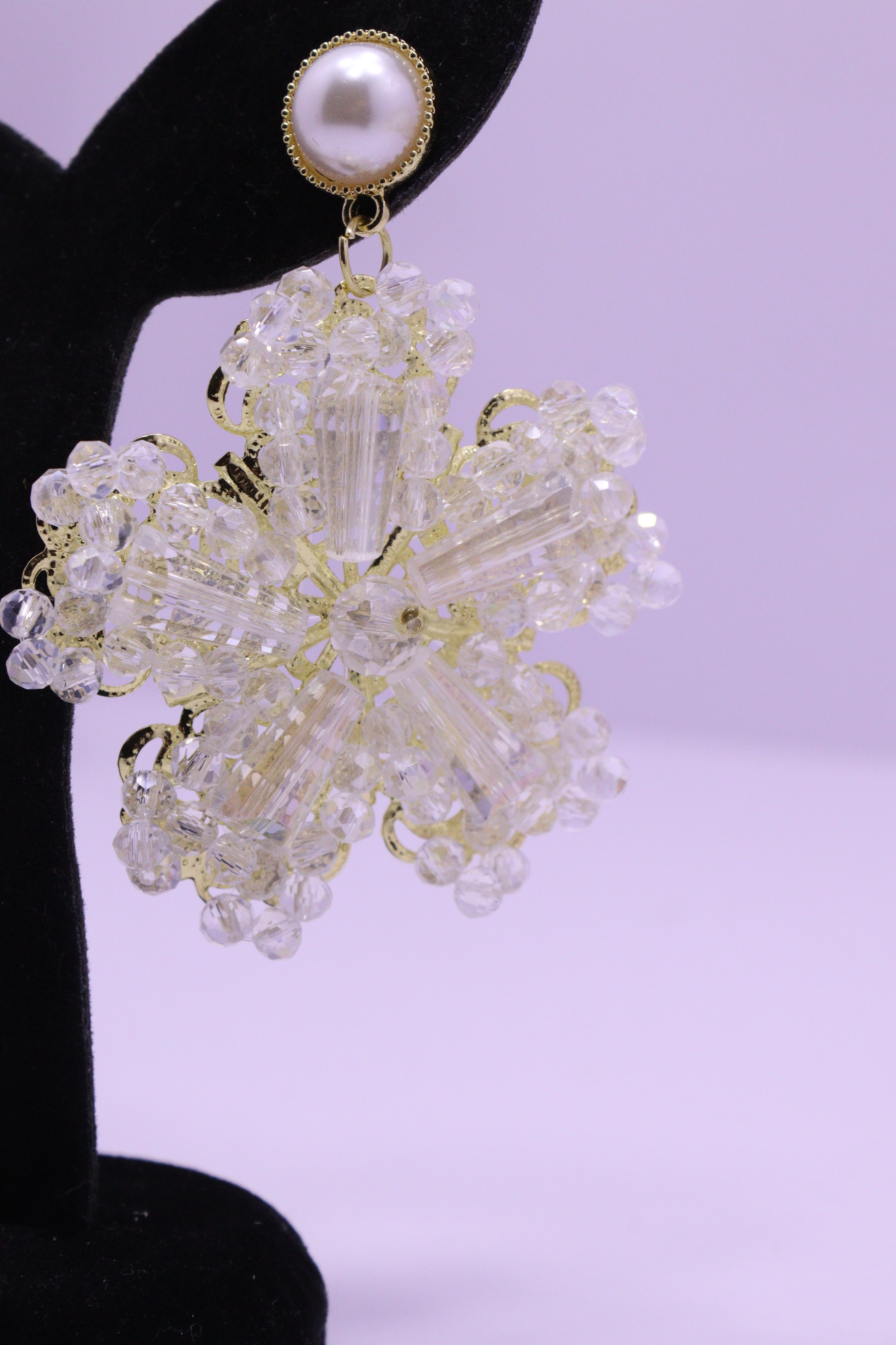 Bold Glow Series 0200 - AZ Golden Ear ring