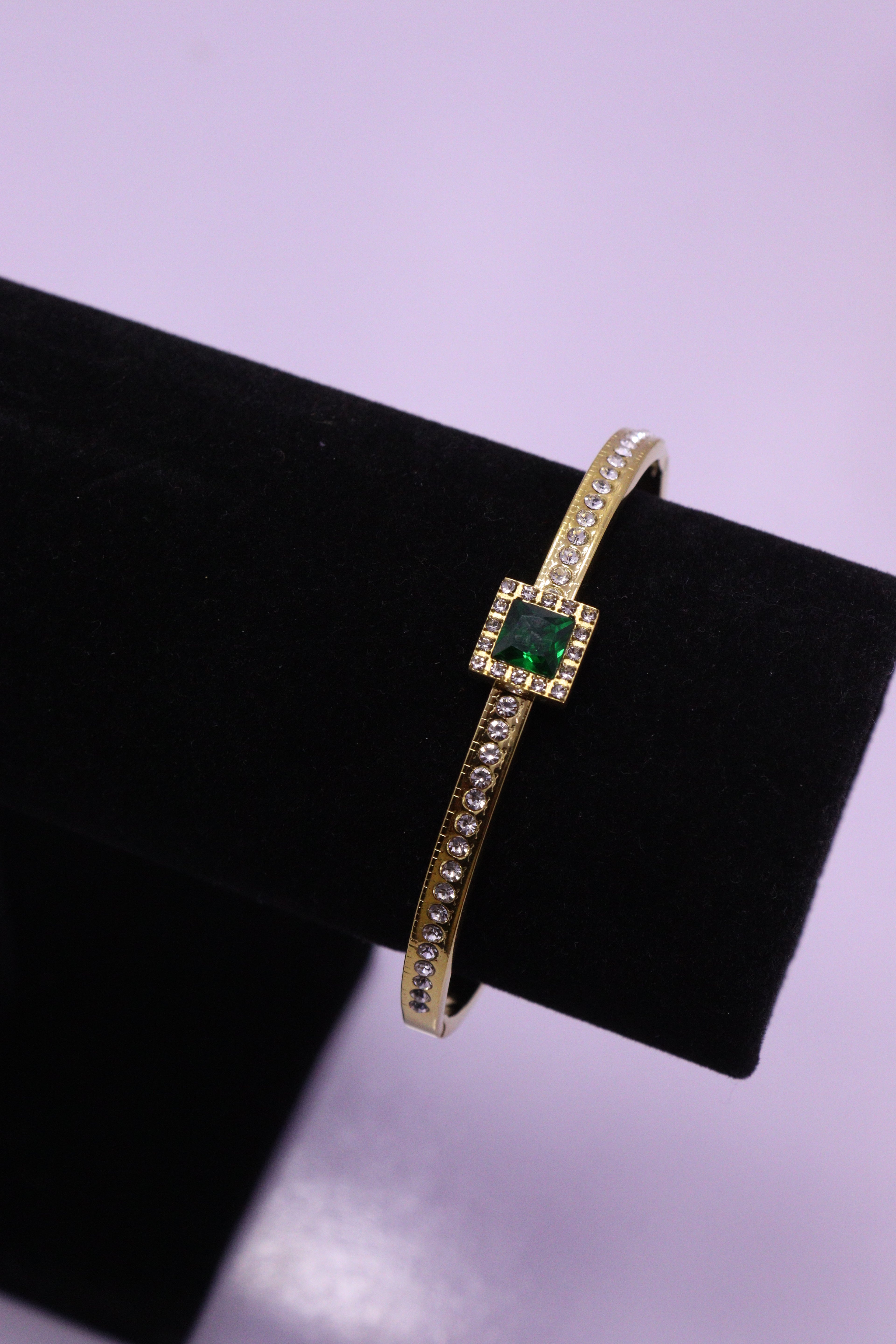 Sleek Wrist Series 0069 - AZ Golden Bangle