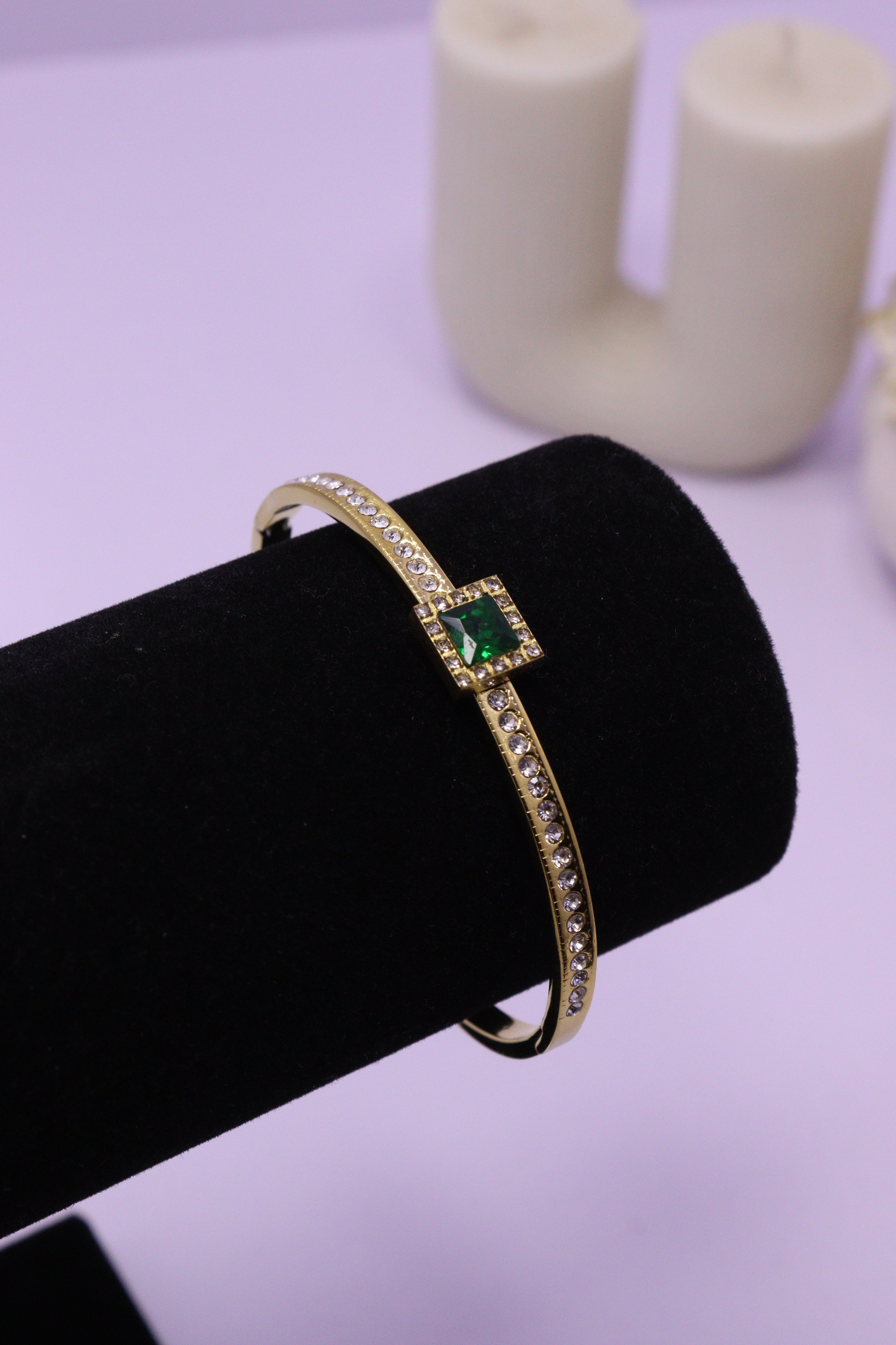 Sleek Wrist Series 0069 - AZ Golden Bangle