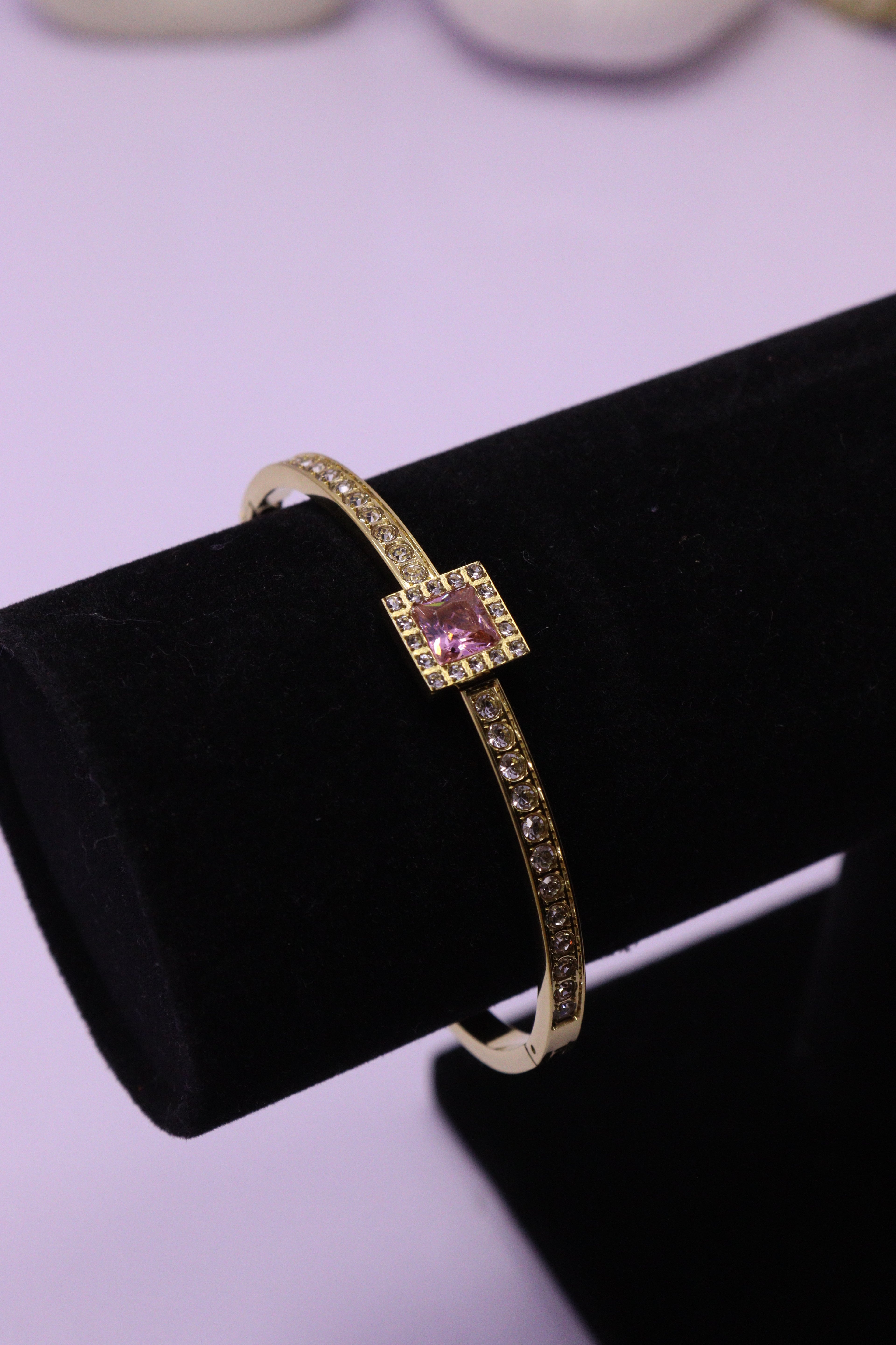 Sleek Wrist Series 0071 - AZ Golden Bangle