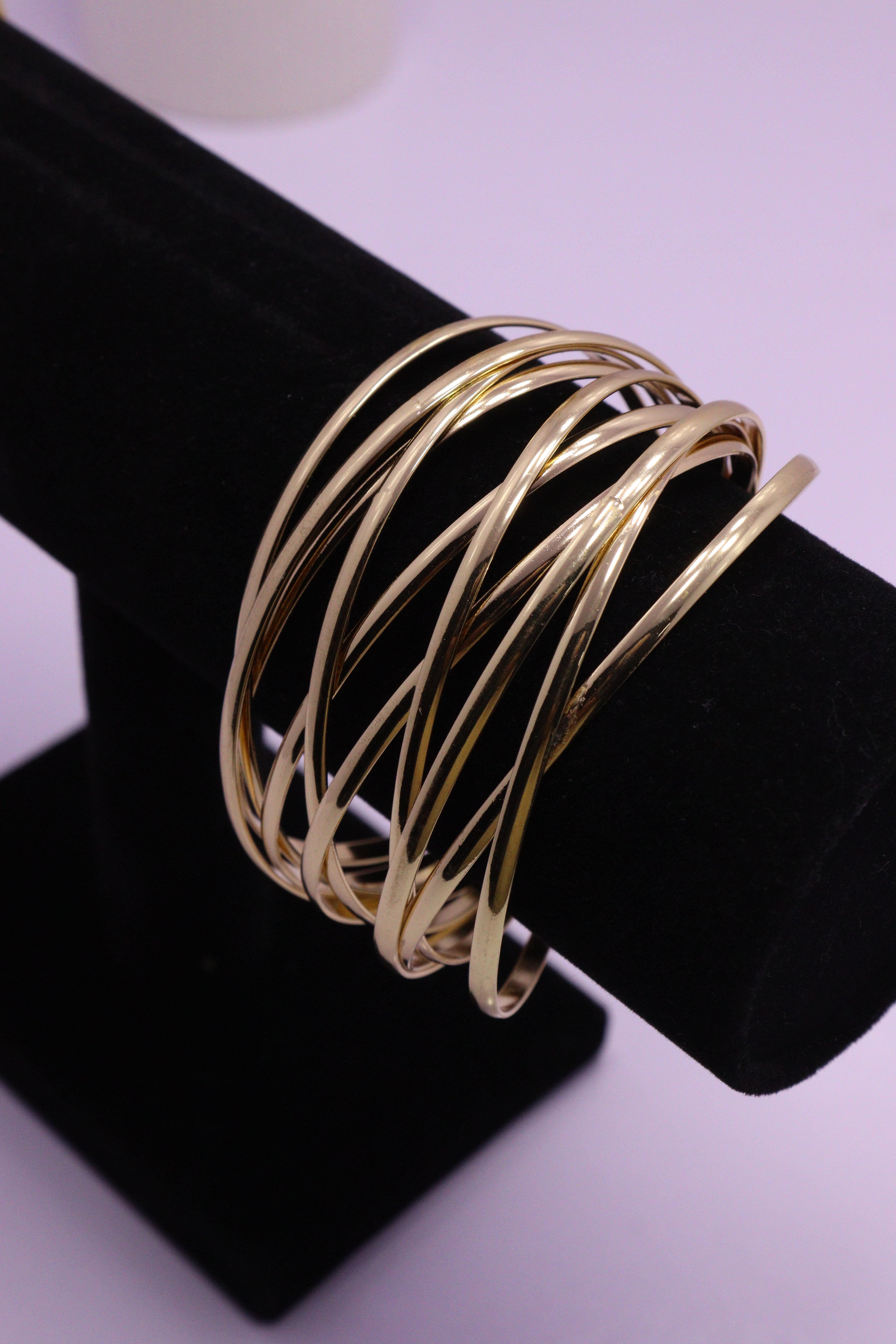 Sleek Wrist Series 0074 - AZ Golden Bangle