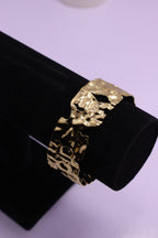 Sleek Wrist Series 0075 - AZ Golden Bangle