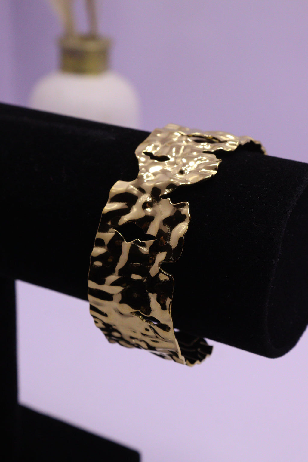 Sleek Wrist Series 0075 - AZ Golden Bangle