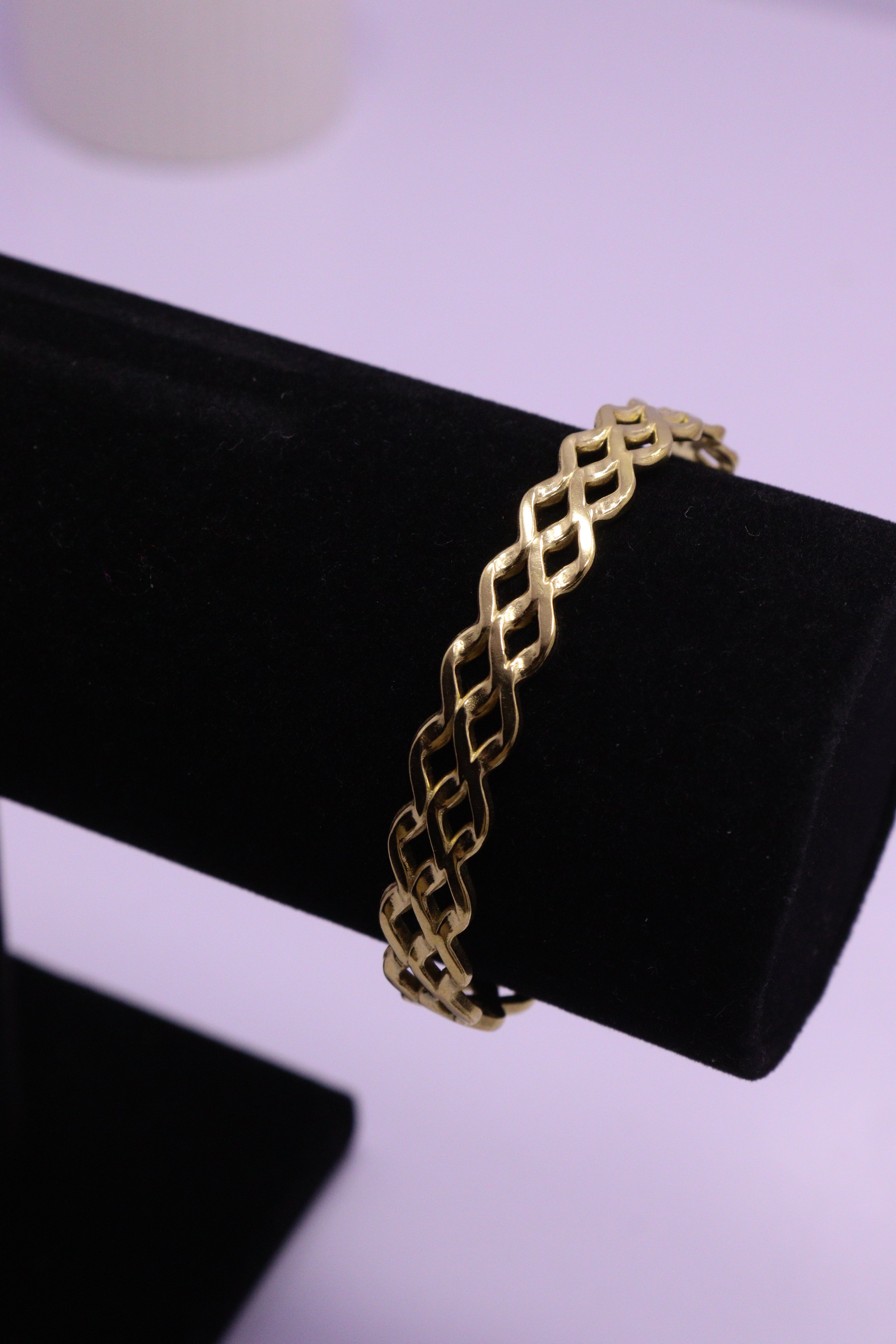 Sleek Wrist Series 0115 - AZ Golden Bangle