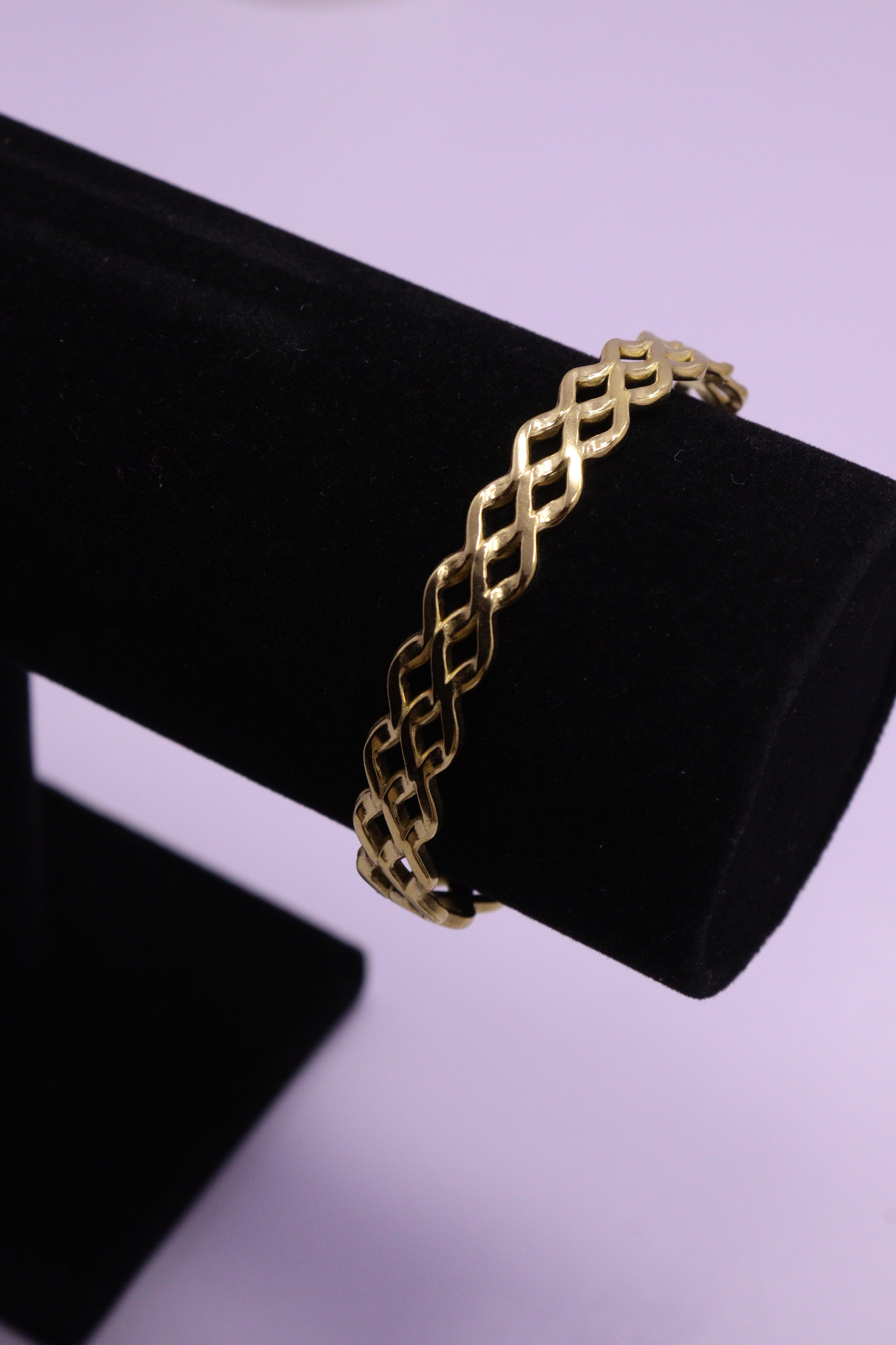 Sleek Wrist Series 0115 - AZ Golden Bangle