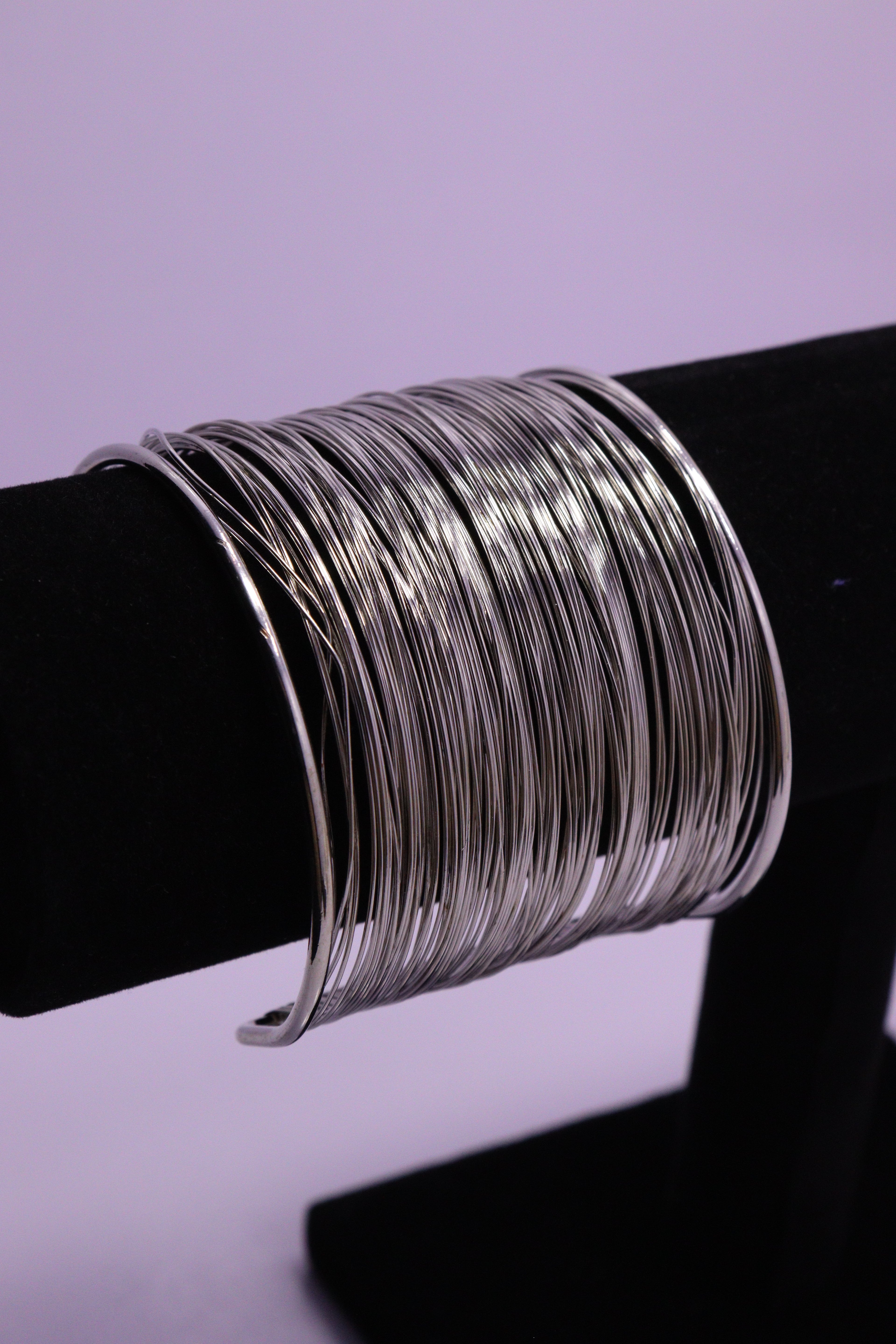 Sleek Wrist Series 0077 - AZ Silver Bangle