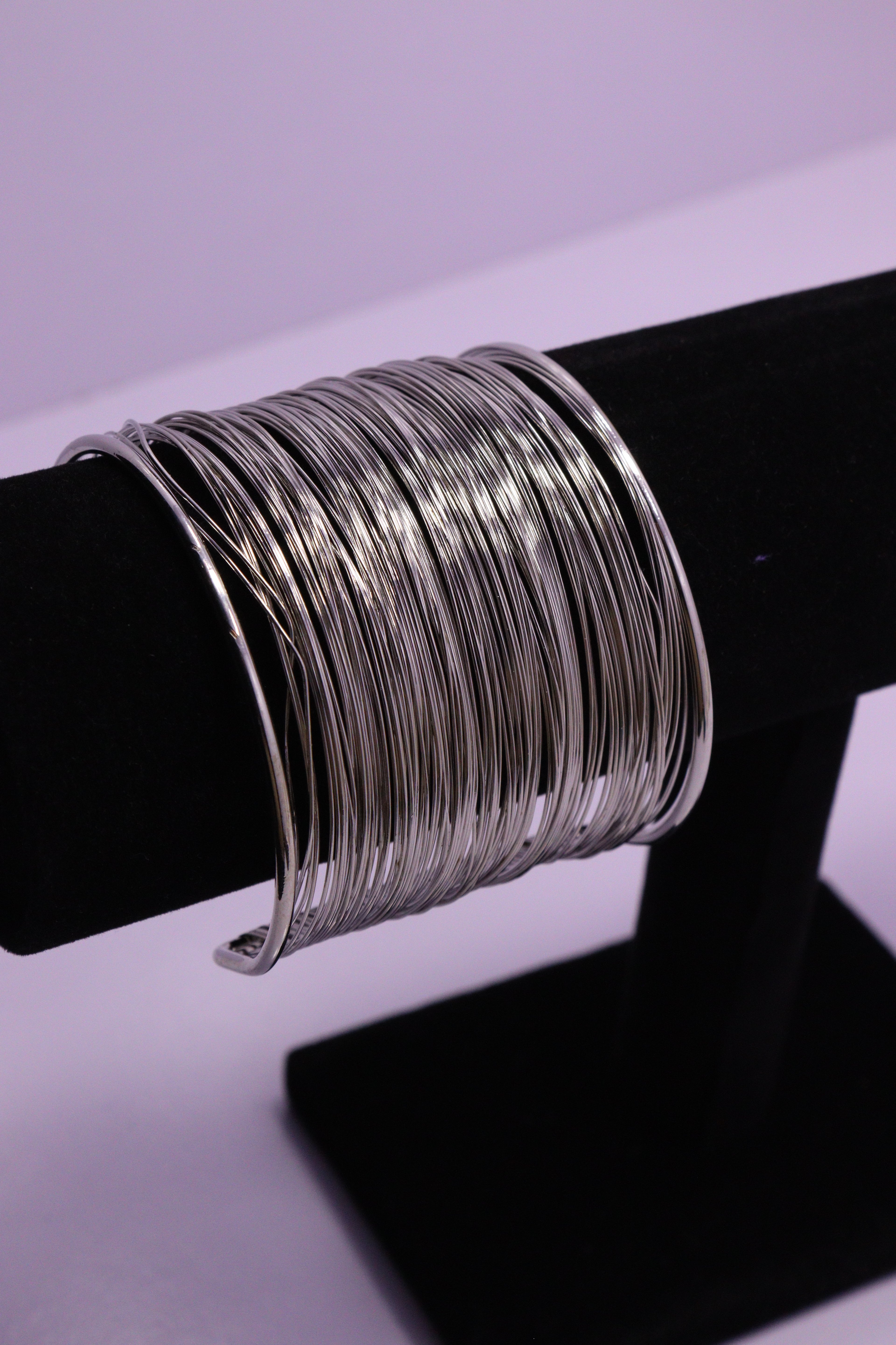 Sleek Wrist Series 0077 - AZ Silver Bangle